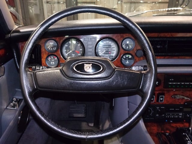 JAGUAR Xj12 Series 3 1991 used car