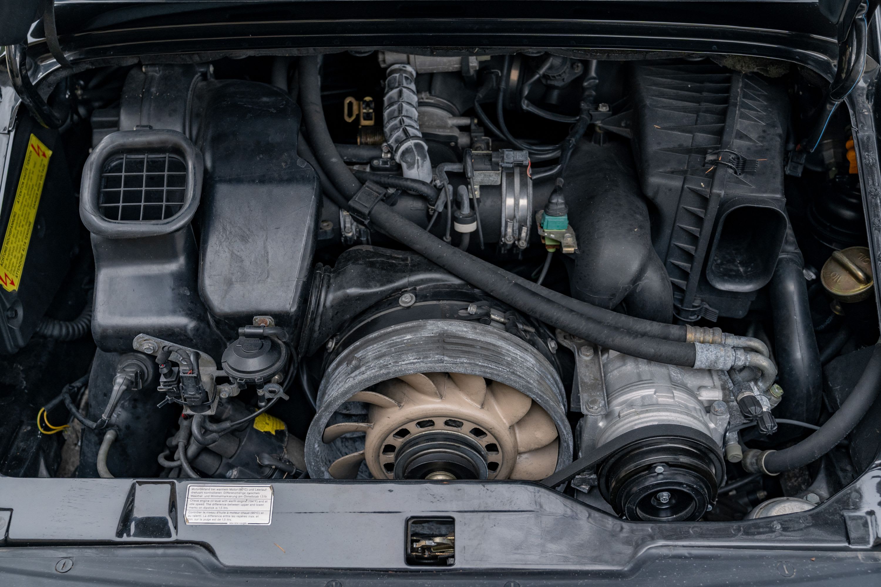 PORSCHE 911 993 Carrera 4 1995 occasion mécanique (1)