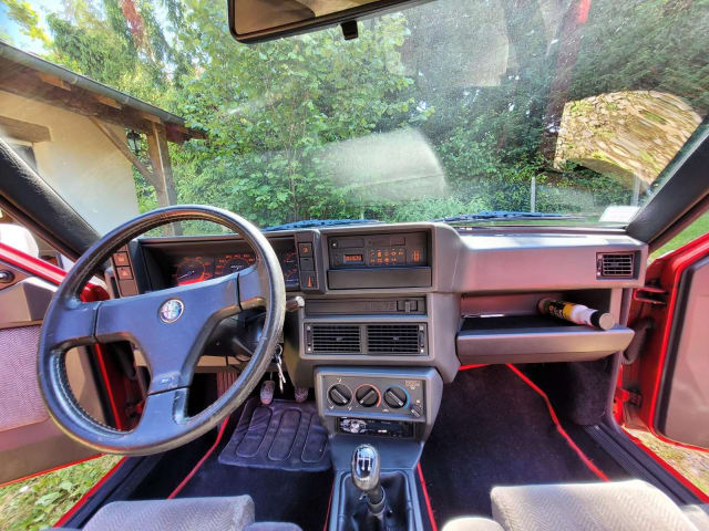 Alfa Romeo 75 Turbo