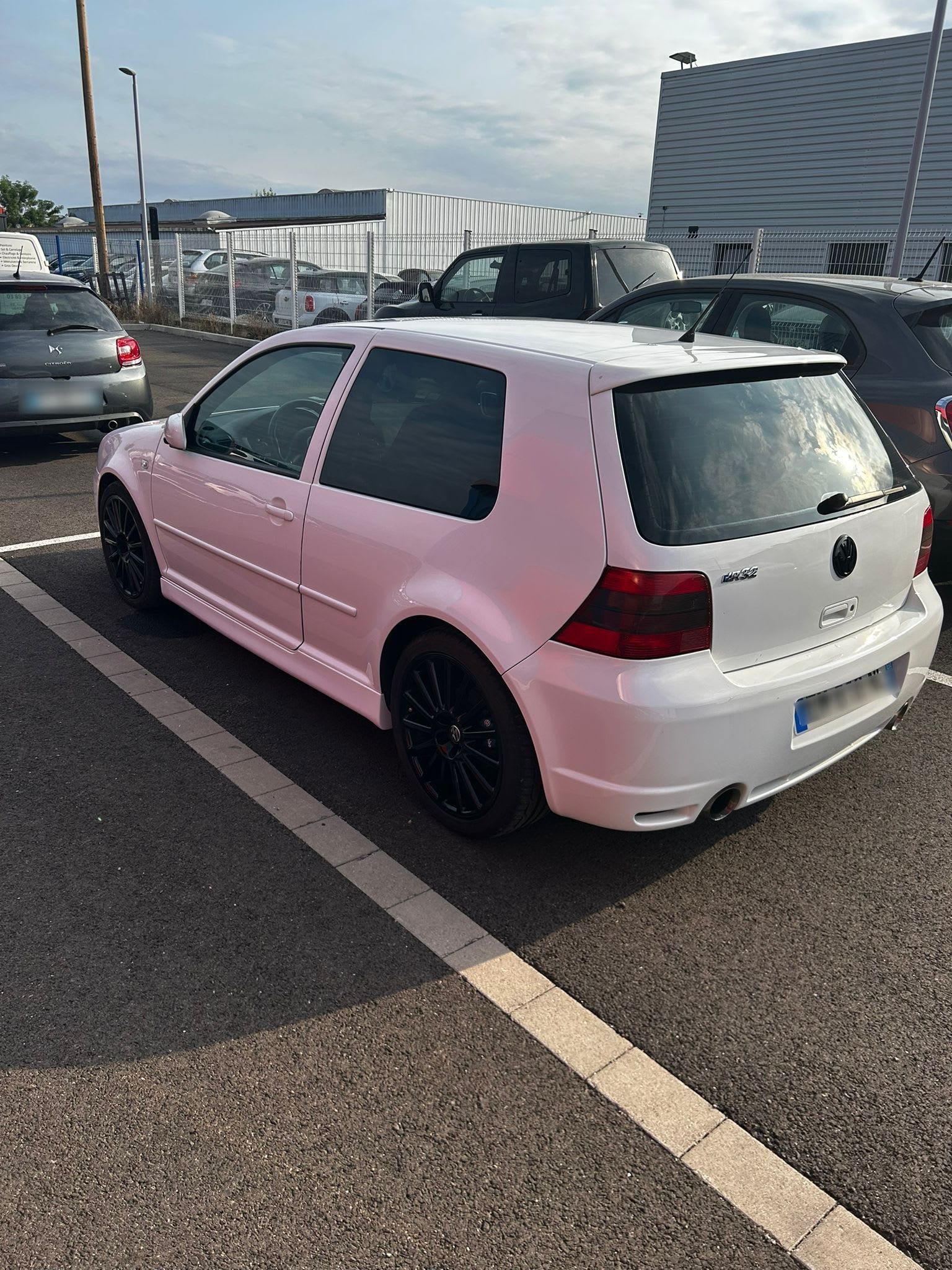 Volkswagen Golf Iv R32
