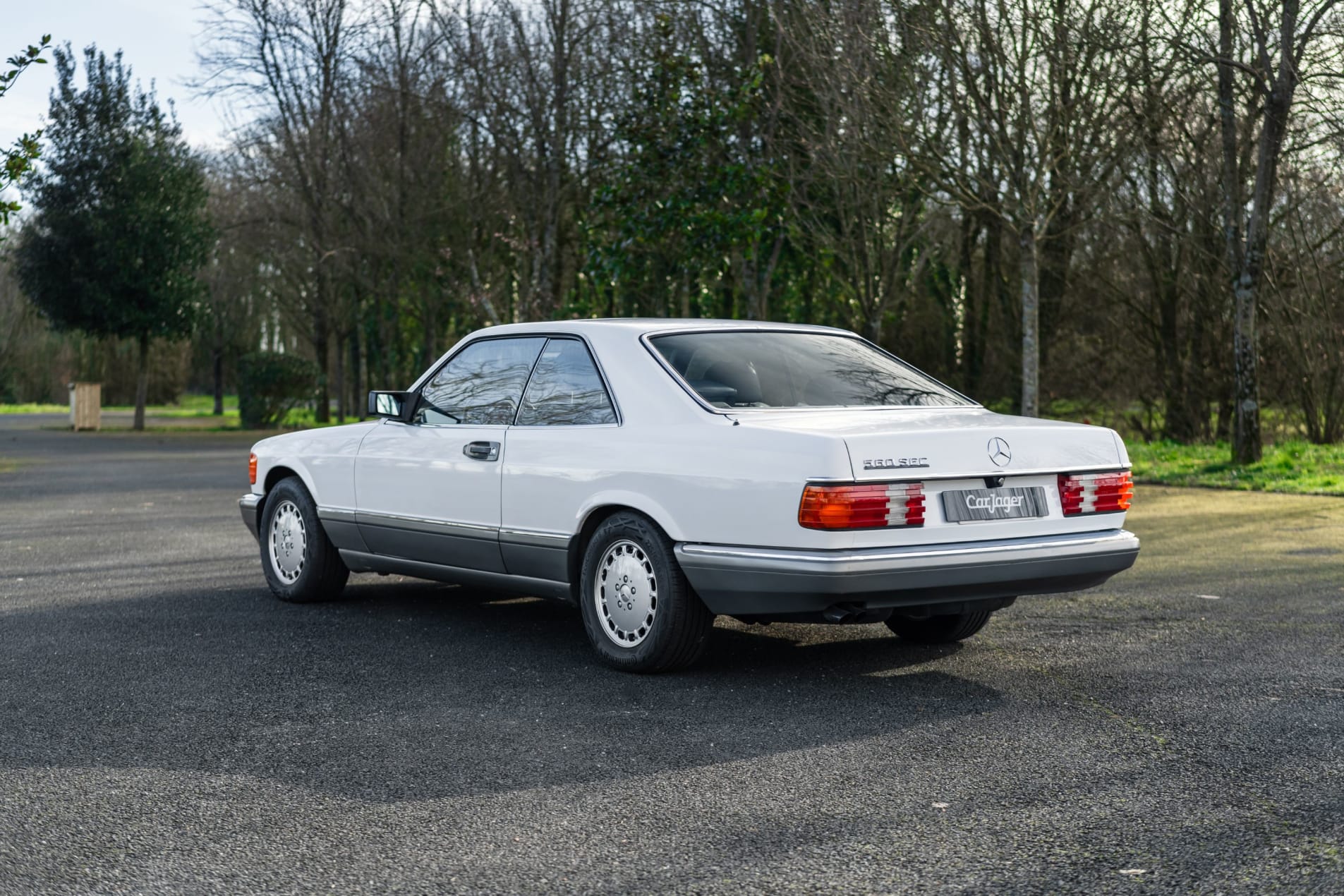 MERCEDES-BENZ 560 sec 1987