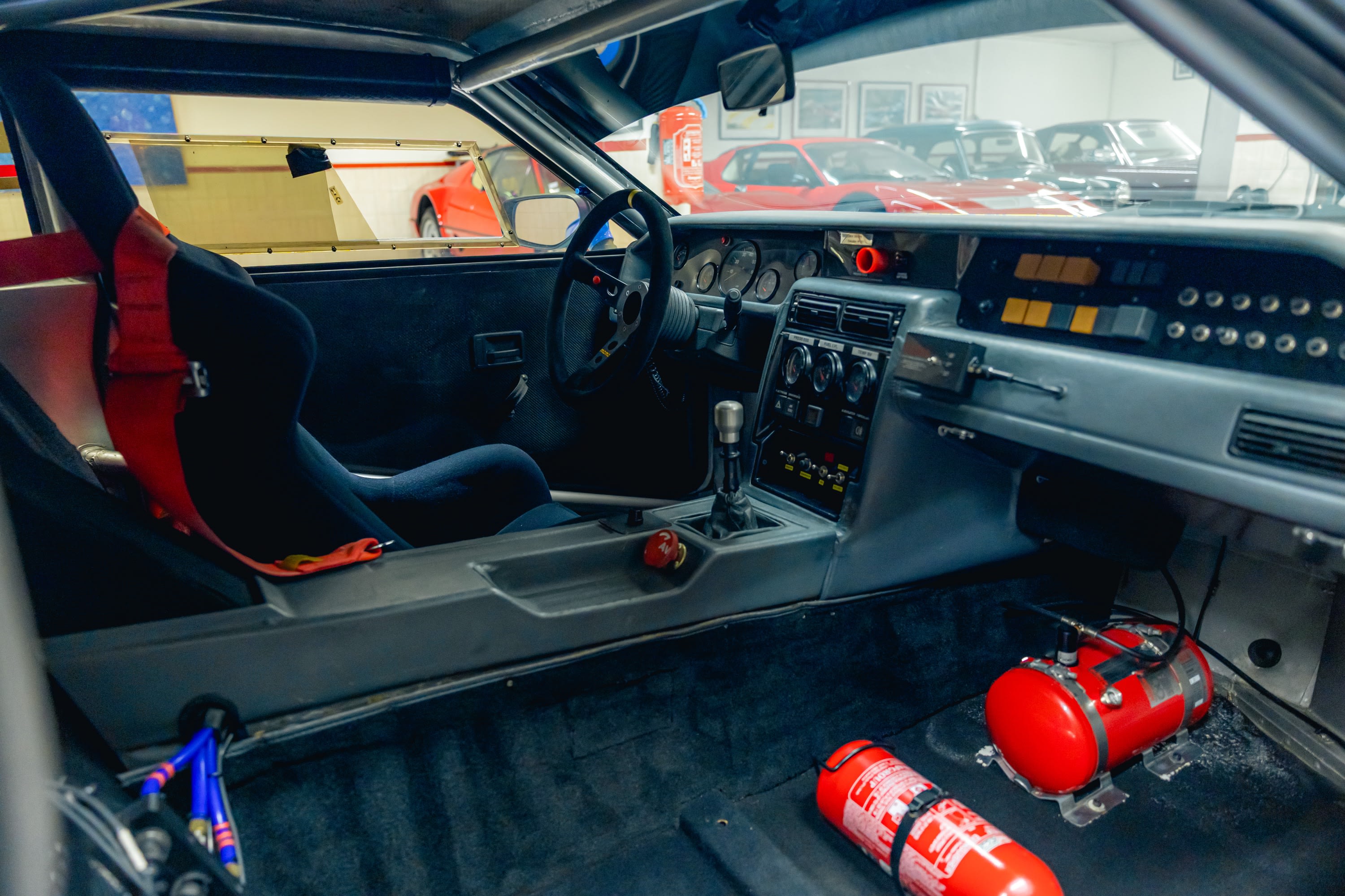 VENTURI 400 Gt Trophy #051 “bertrand Lavier”  1992 occasion intérieur (1)