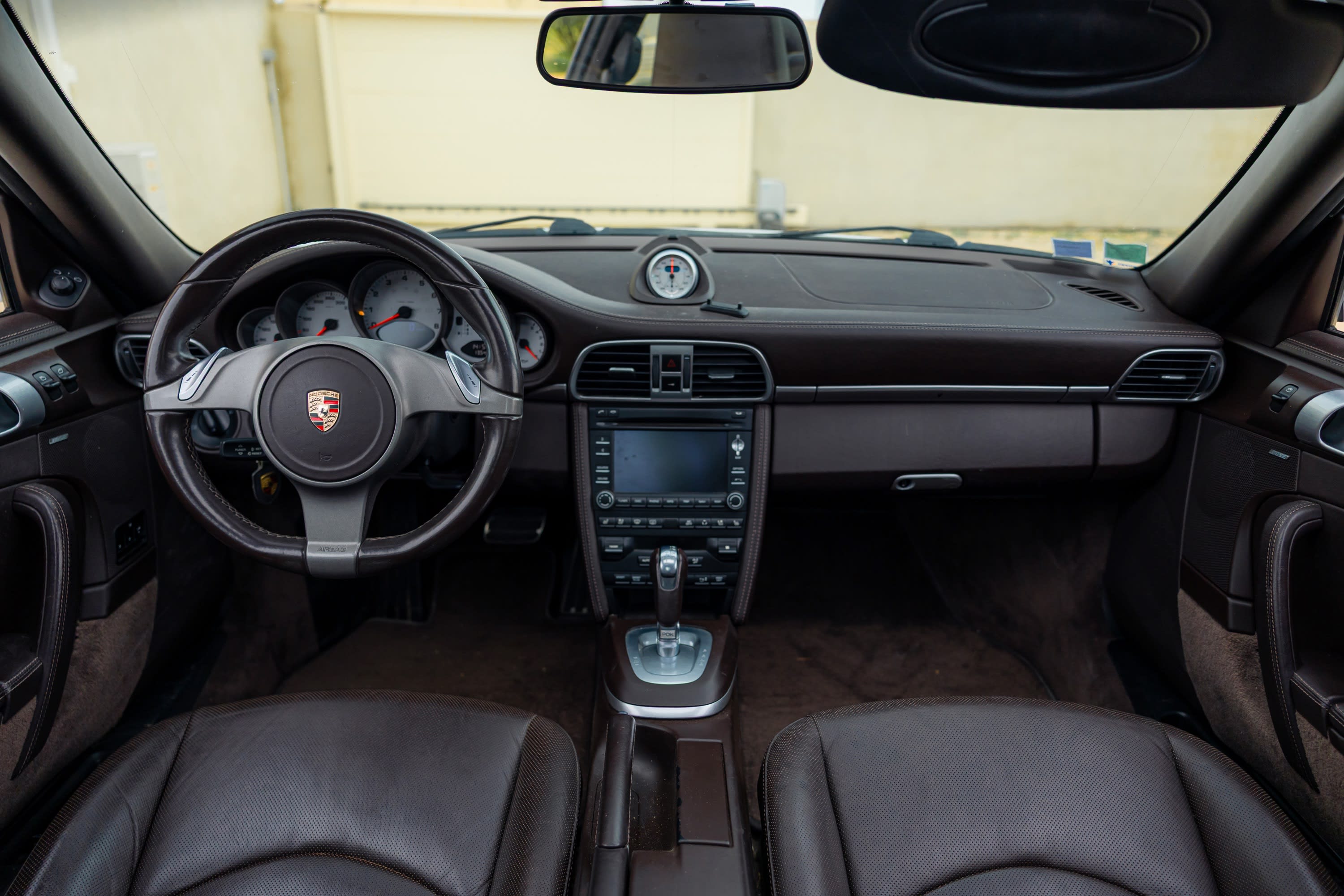 PORSCHE 911 997.2 Carrera 4s 2009 occasion intérieur (1)