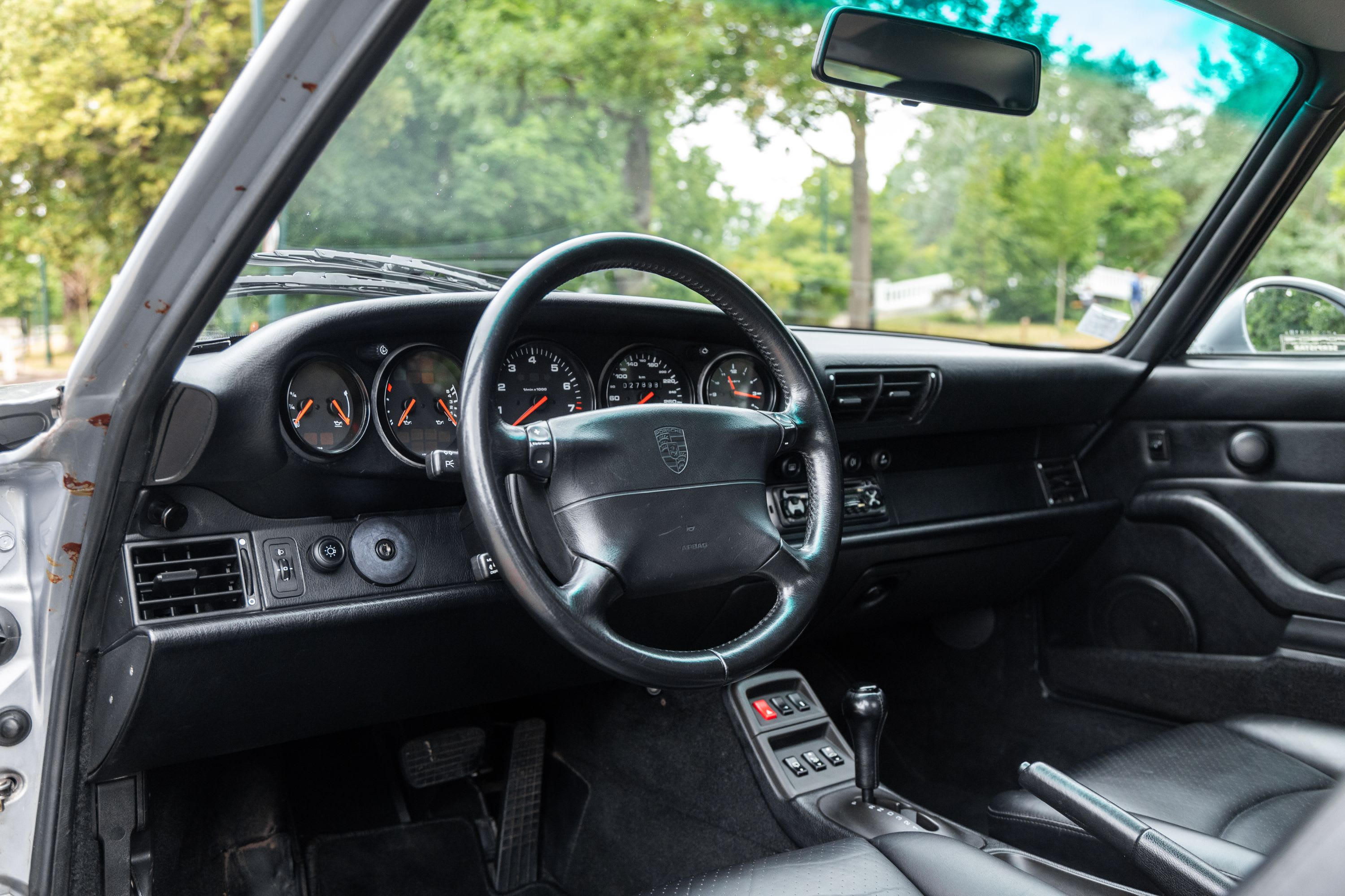 PORSCHE 911 993 Carrera 1993 occasion intérieur (1)