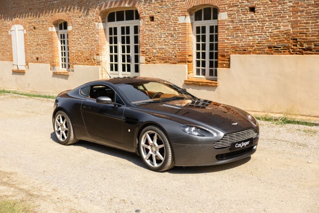 ASTON MARTIN Vantage Aston Martin V8 Vantage 4.3 2006 used