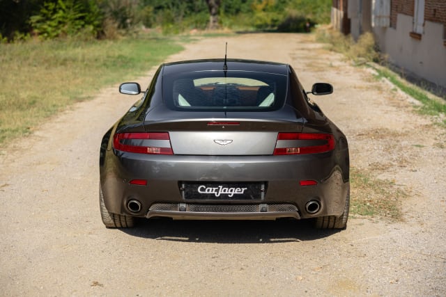 ASTON MARTIN Vantage Aston Martin V8 Vantage 4.3 2006 used