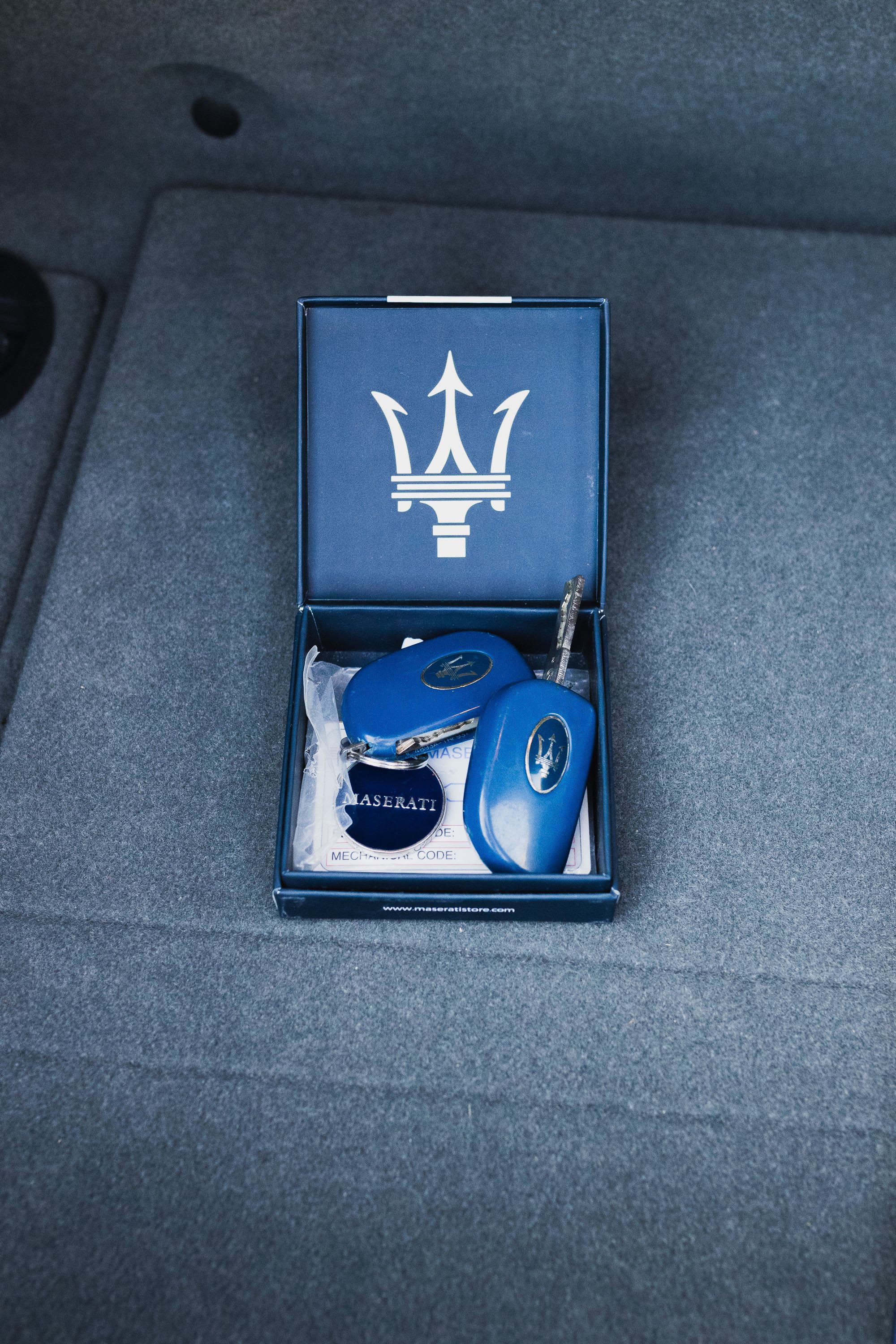 MASERATI Granturismo 4.2 2008 used details (1)