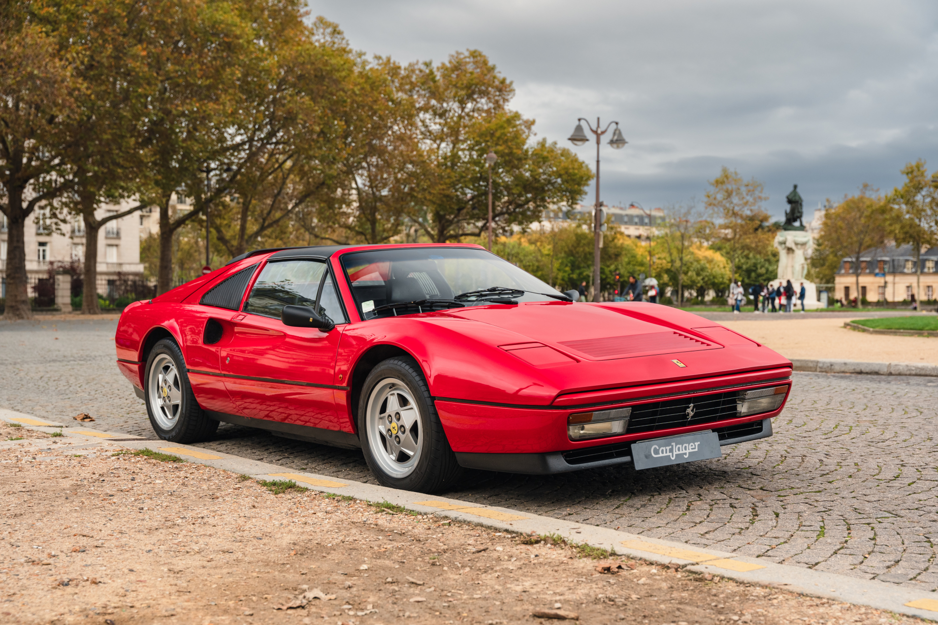 Photo FERRARI 328 gts classiche 1988
