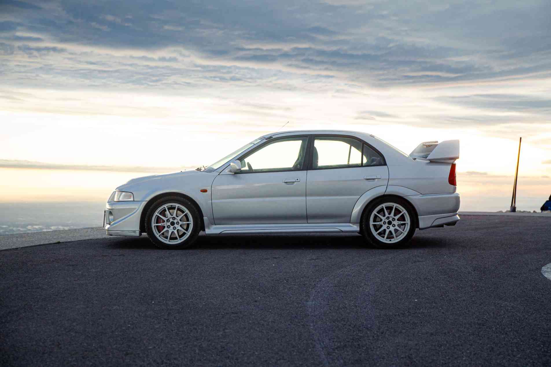 MITSUBISHI Lancer evo vi  Tommi Mäkkinen Edition 2001