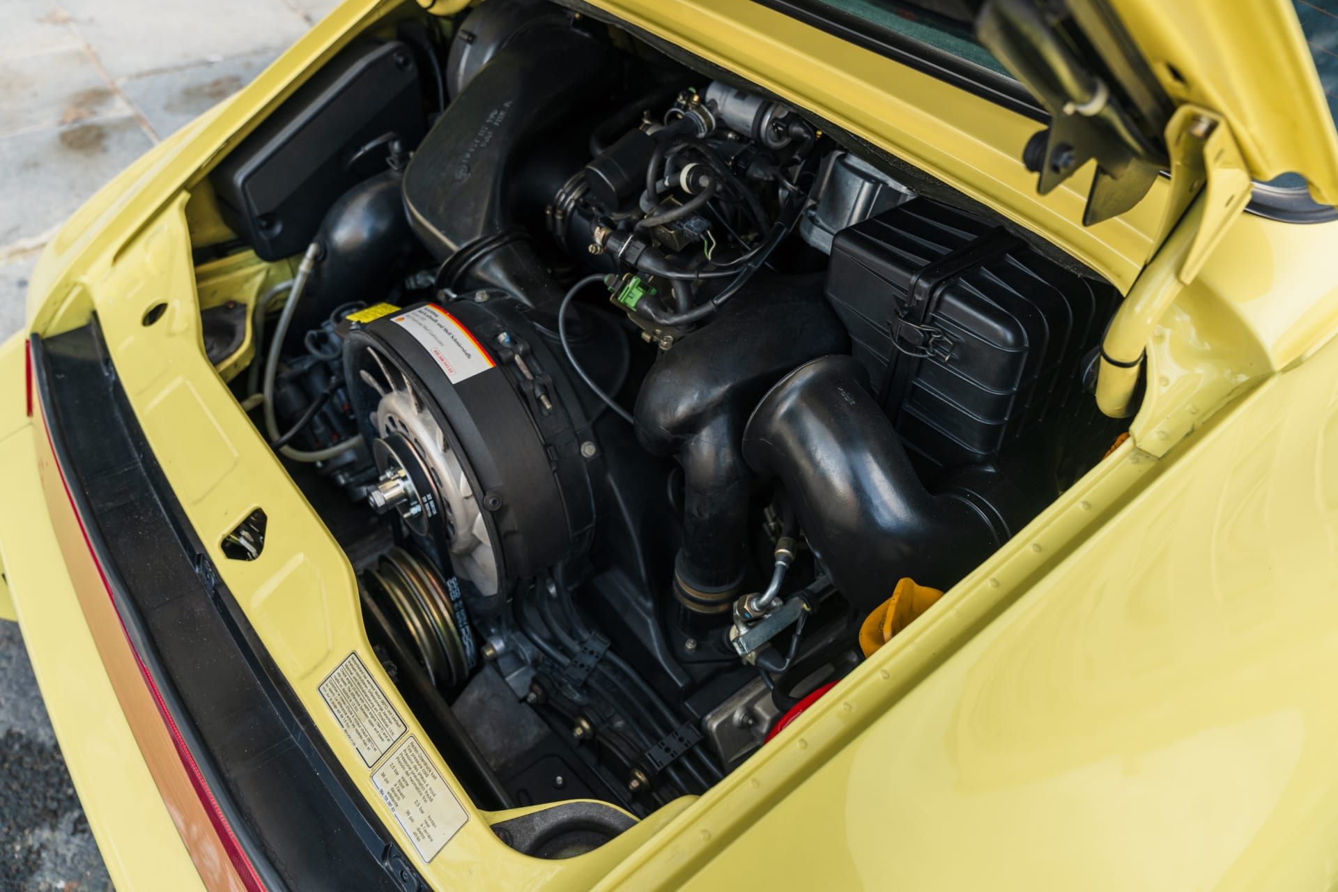 PORSCHE 911 964 Rs “summer Yellow”  1992 used mechanical (1)
