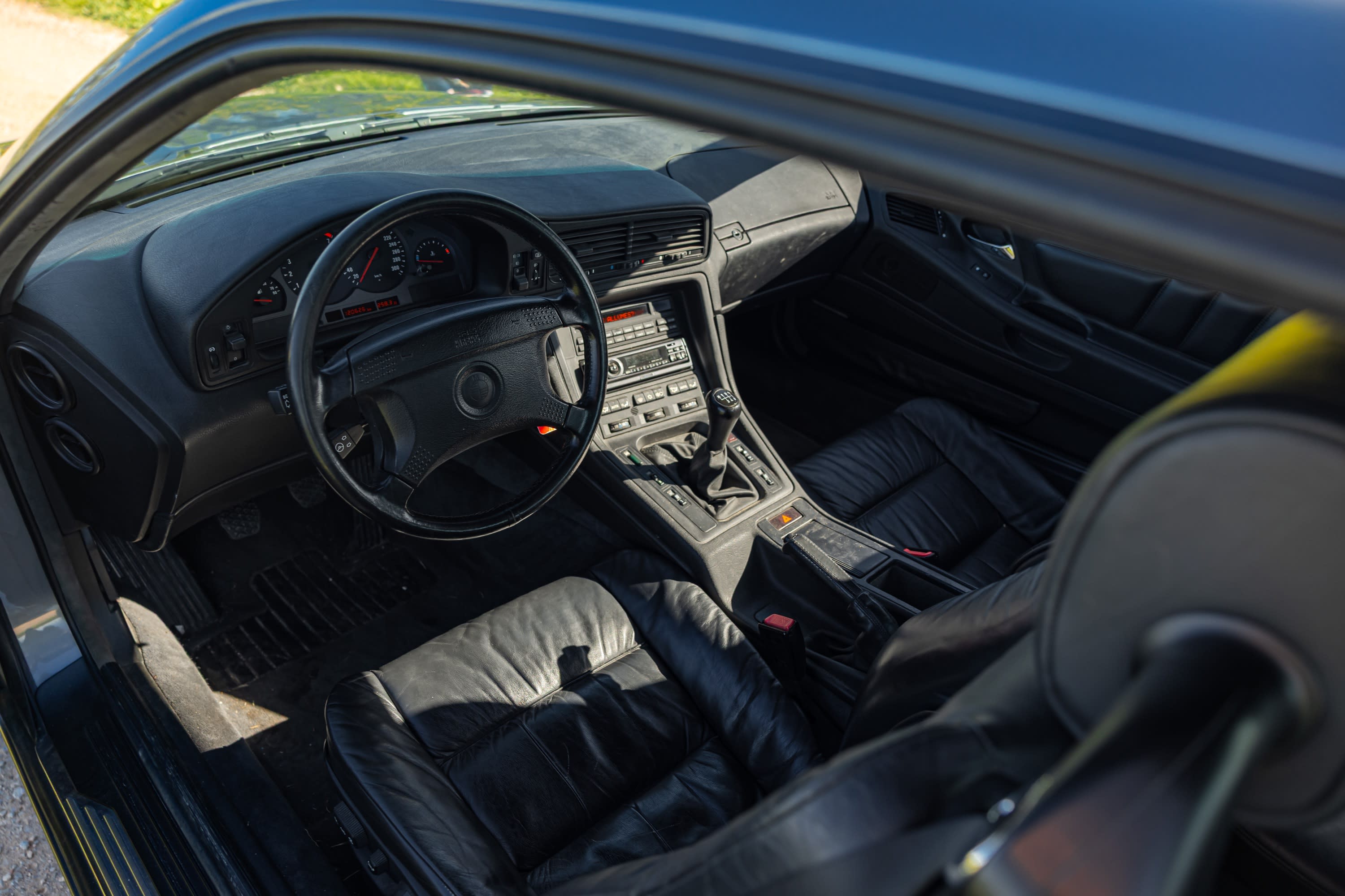 BMW Série 8 50 Csi E31 1993 occasion intérieur (1)