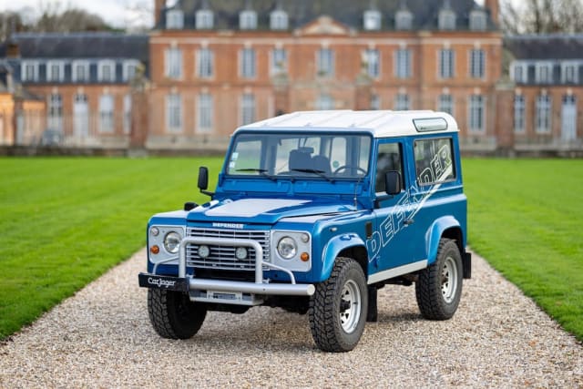 Land Rover Defender 90