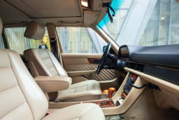 MERCEDES-BENZ 560 sel 1989