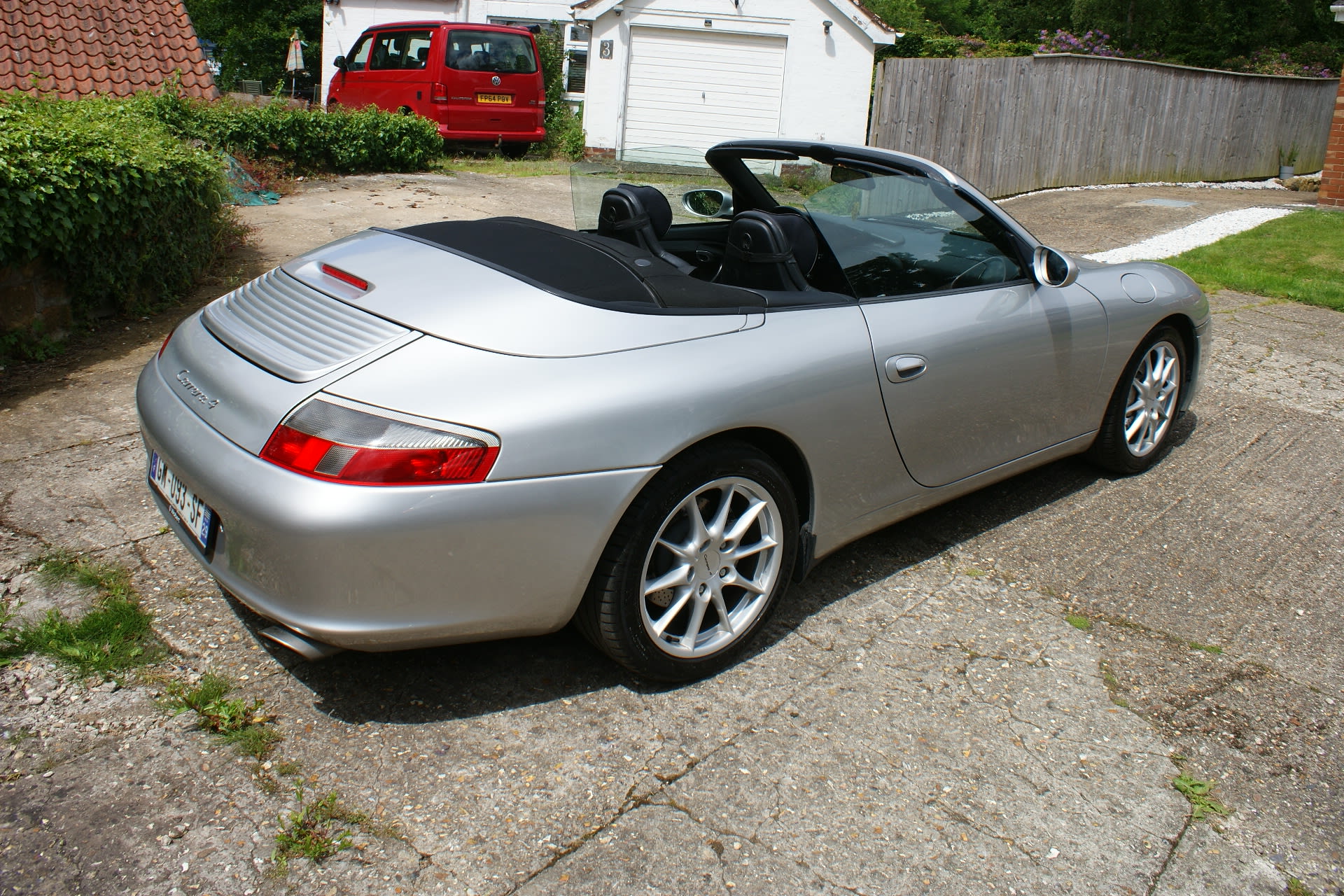 Porsche 911 996.2 Carrera 4