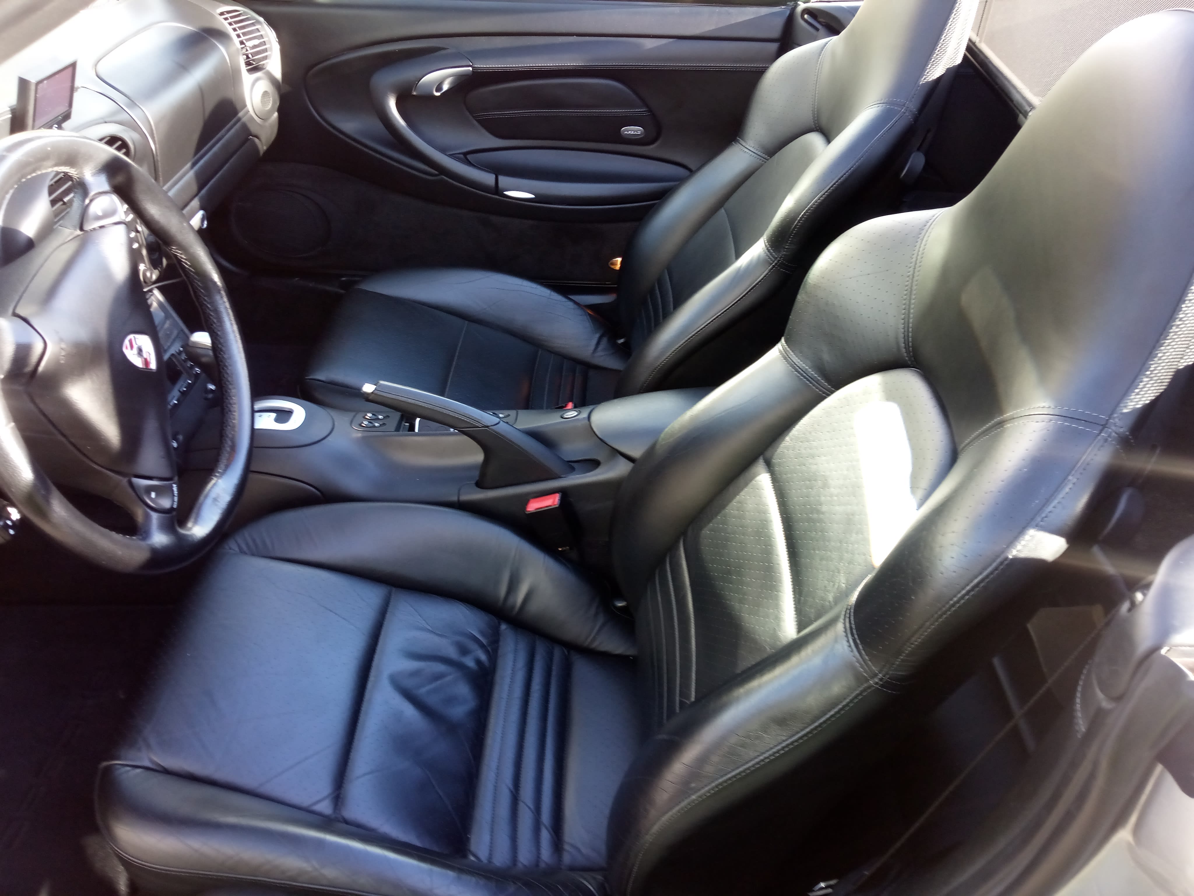 PORSCHE 911 996.2 Carrera 4 2001 occasion intérieur (1)