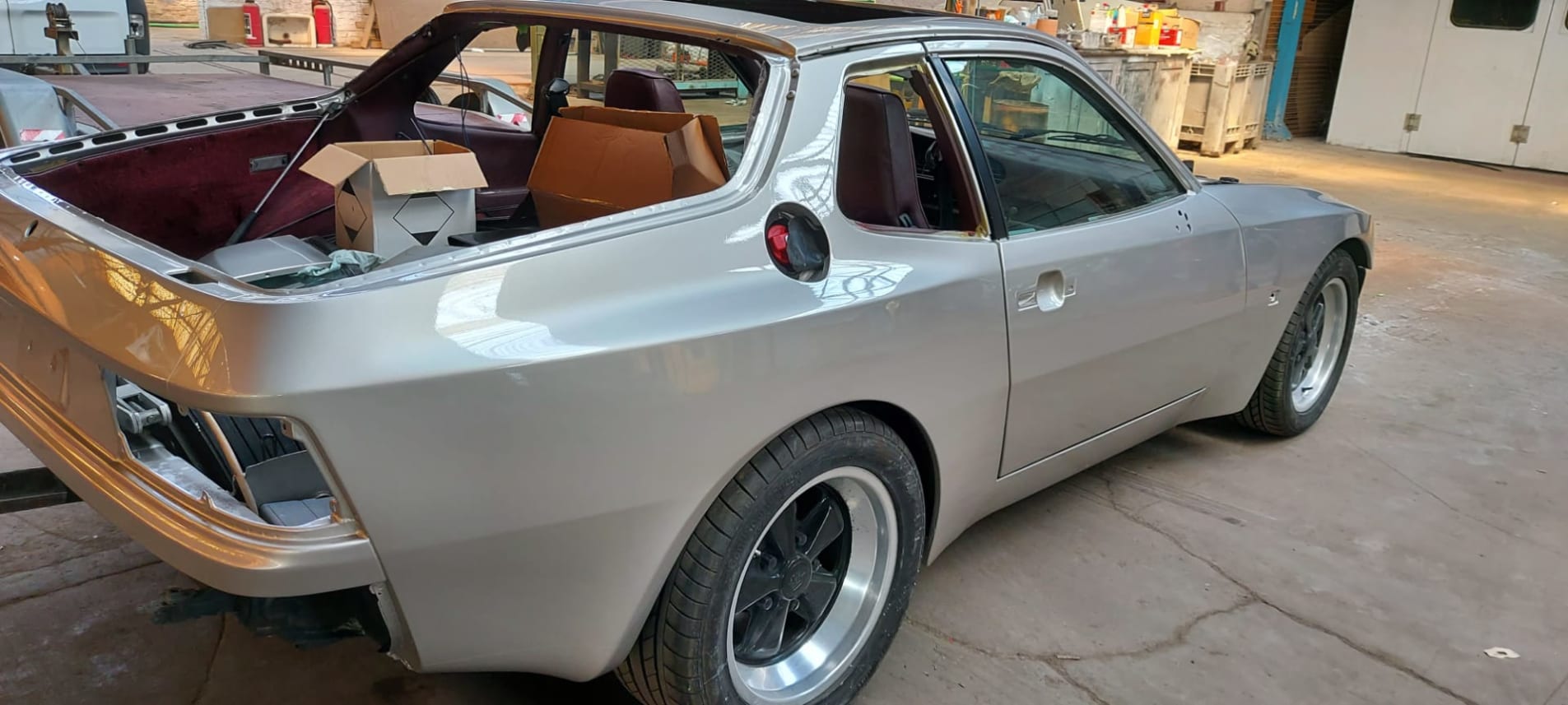 PORSCHE 944 1985