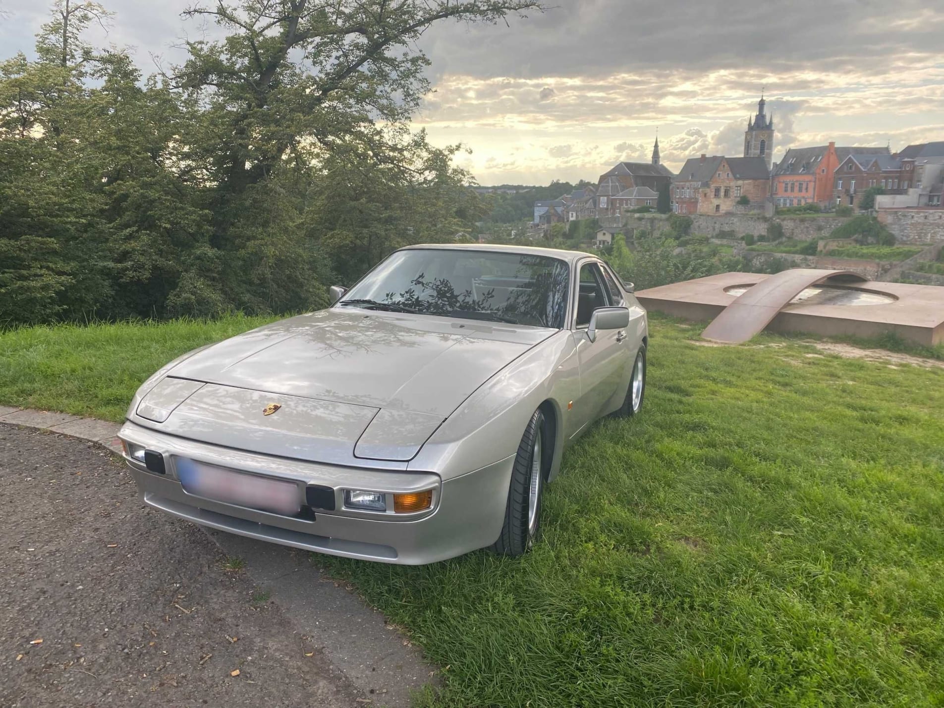 PORSCHE 944 1985