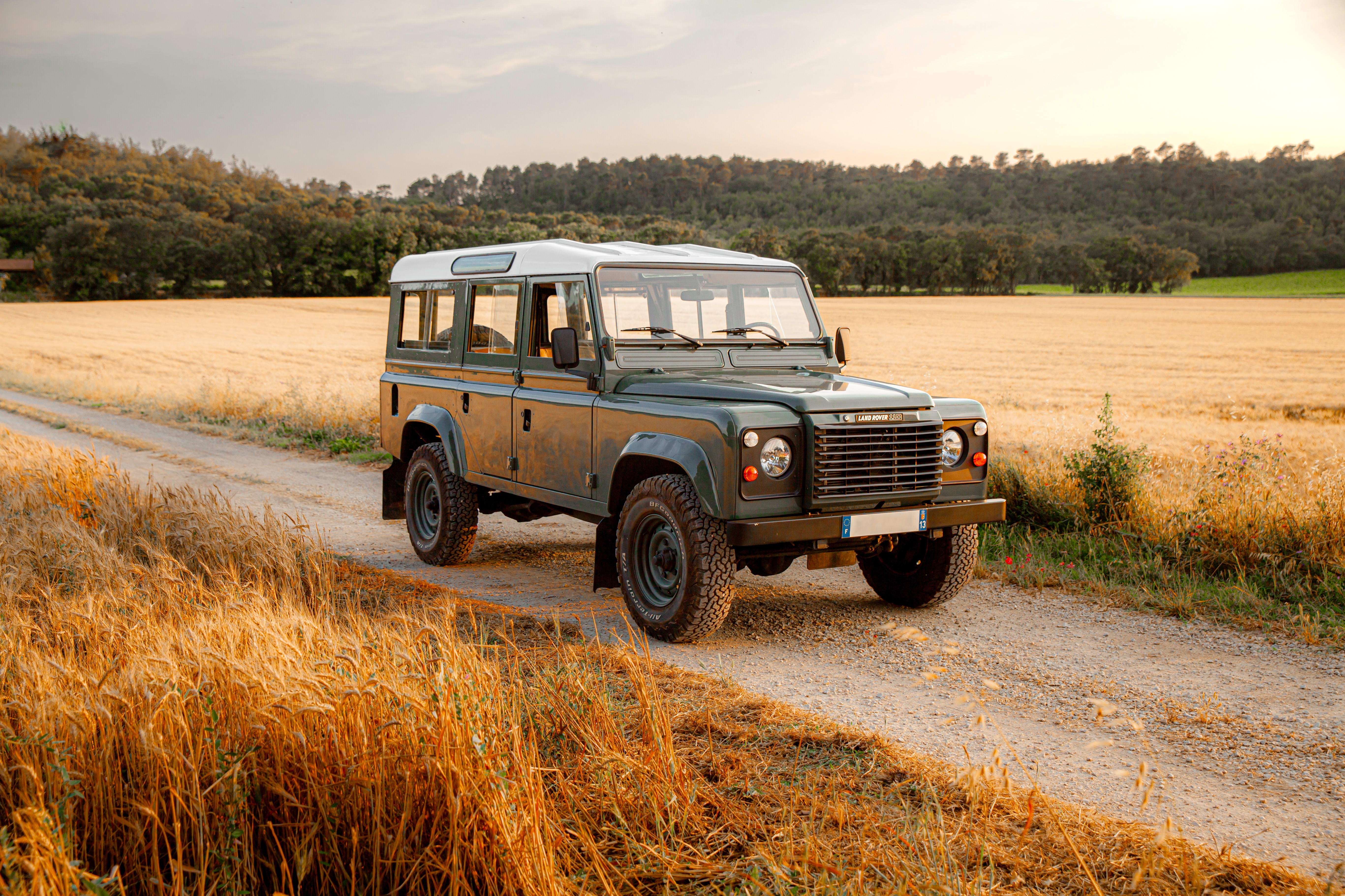 Land Rover Series 110 V8 