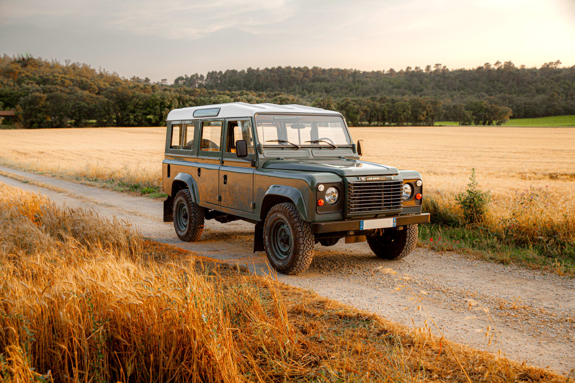 Land Rover Series 110 V8 