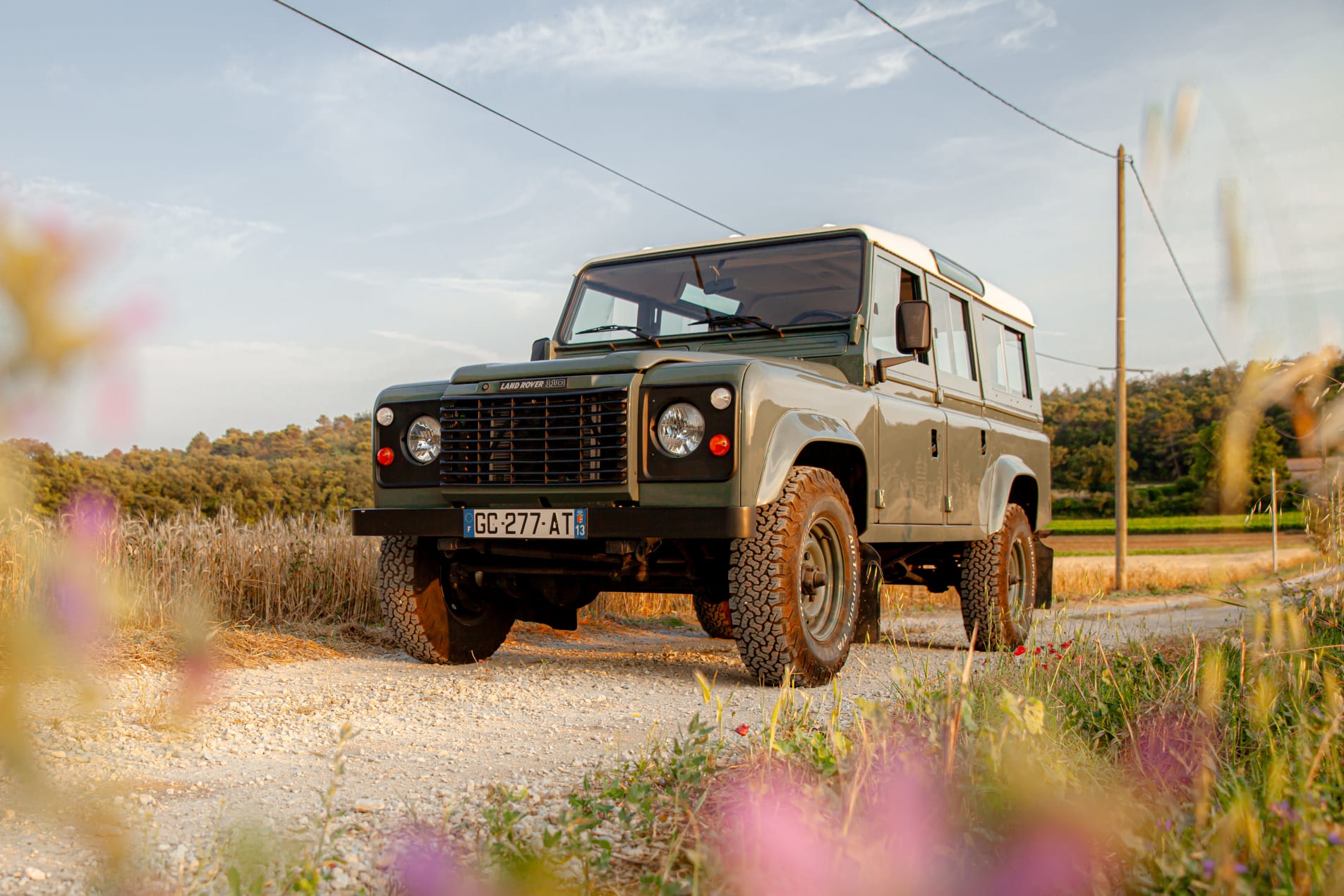 land rover defender 110