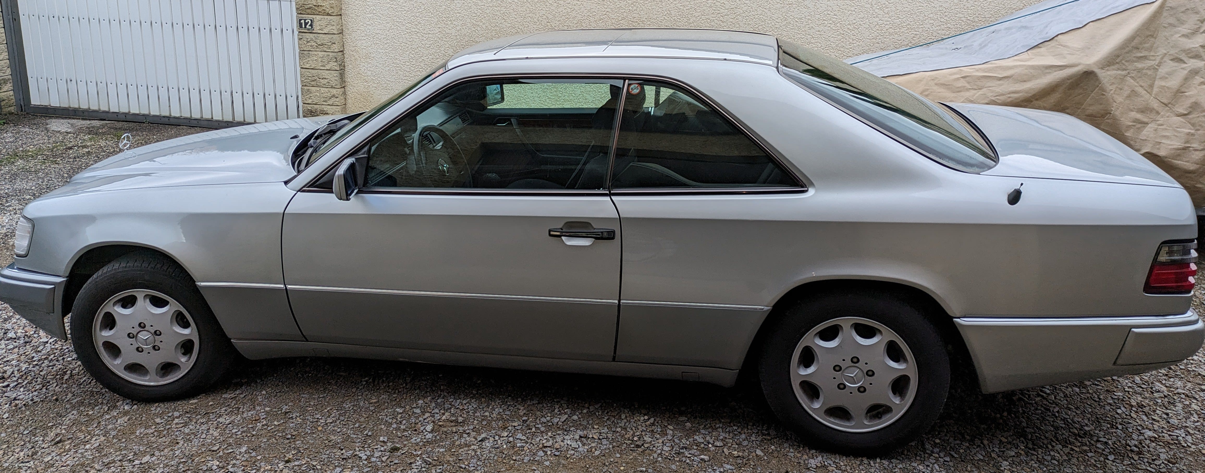 MERCEDES BENZ 320 E W124 1994 occasion extérieur (2)