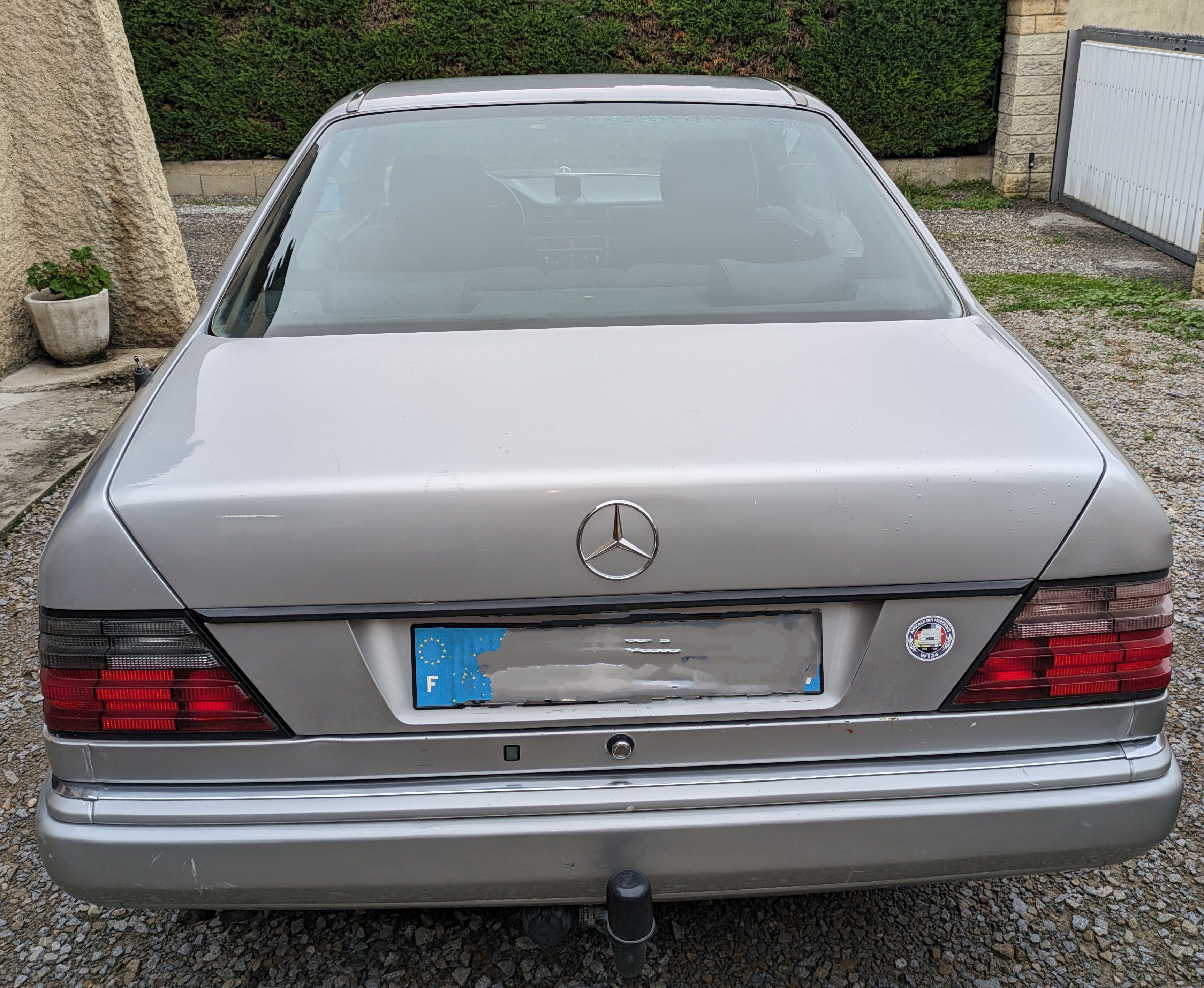 Mercedes-benz 320 E W124