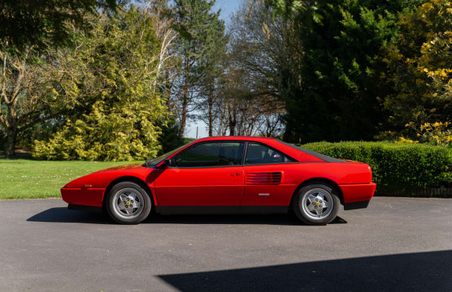 FERRARI Mondial T 1992 occasion