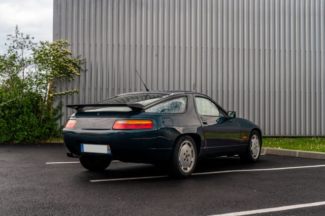 Porsche 928 S4 1