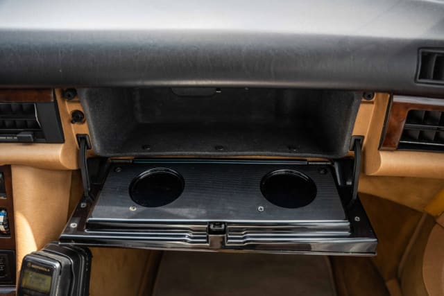 MERCEDES BENZ Classe S  500 Sec W126 1984 occasion