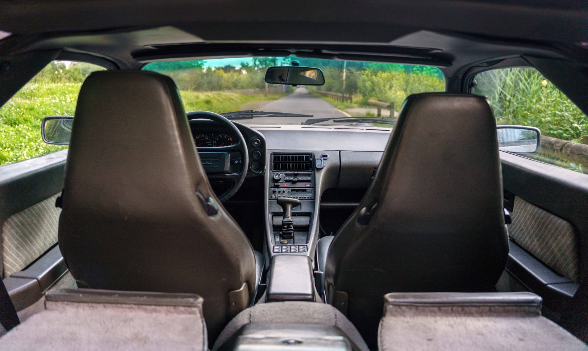 PORSCHE 928 S 1986