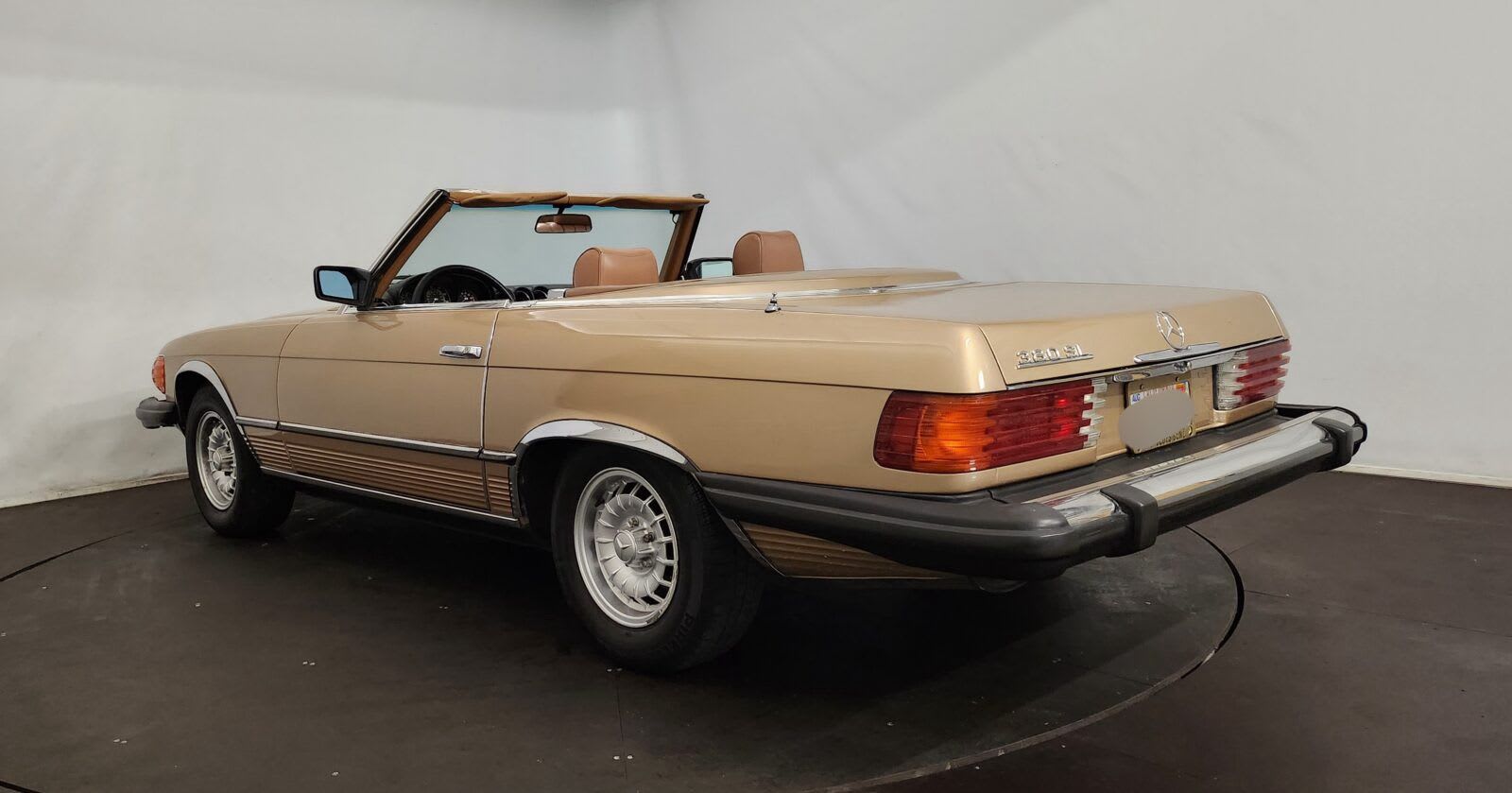 MERCEDES BENZ 380 Sl R107 1983 occasion extérieur (2)
