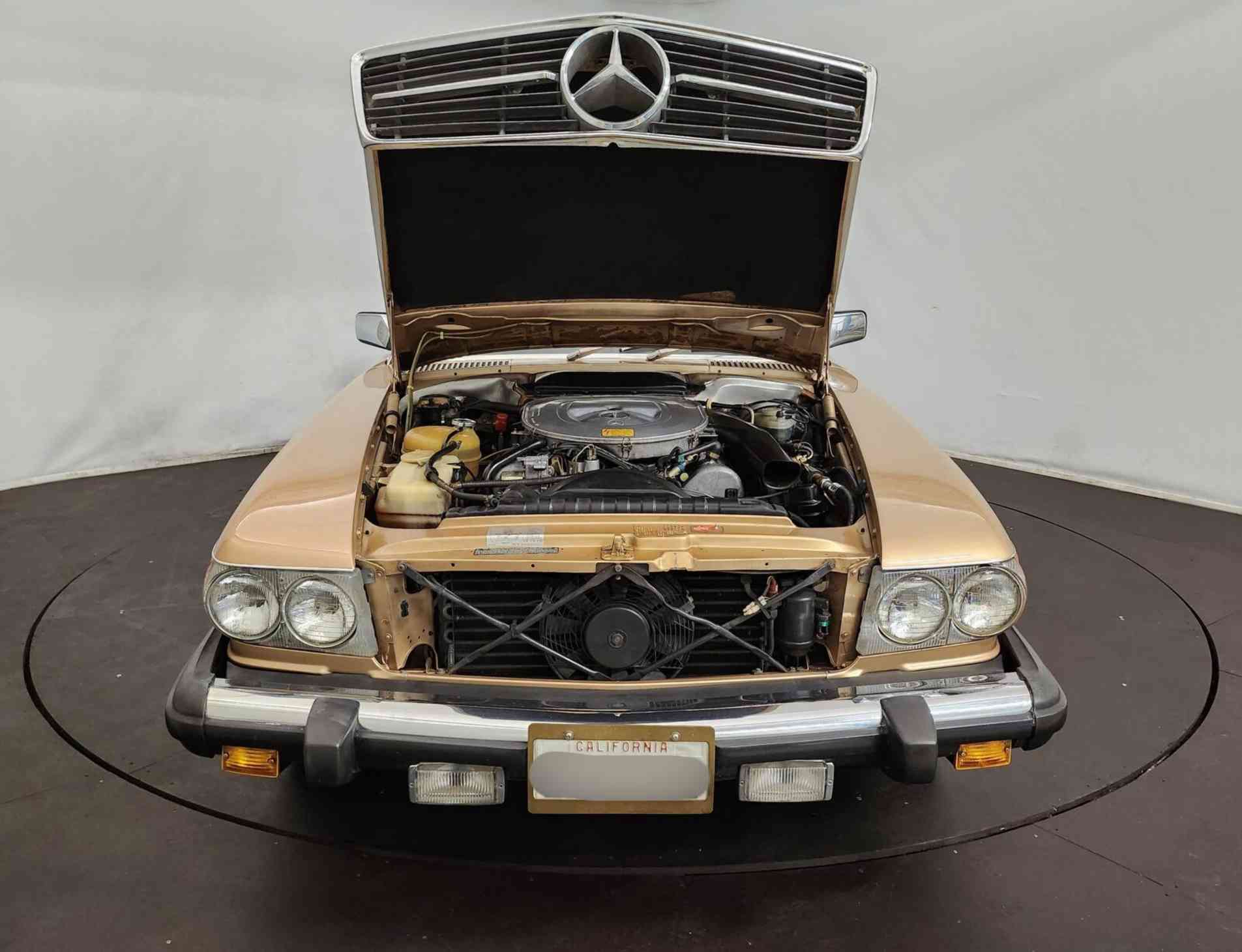 MERCEDES-BENZ 380 sl R107 1983