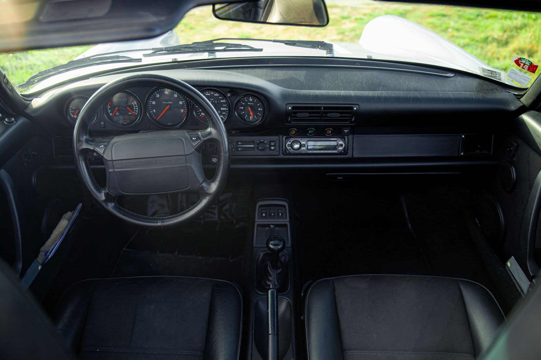 PORSCHE 911 964 Carrera 2 1992 occasion intérieur (1)