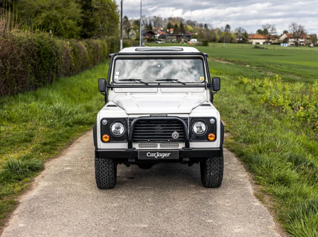 Land Rover Defender V8 90