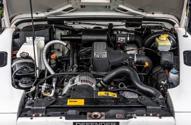 LAND ROVER Defender V8 90 1998 used car