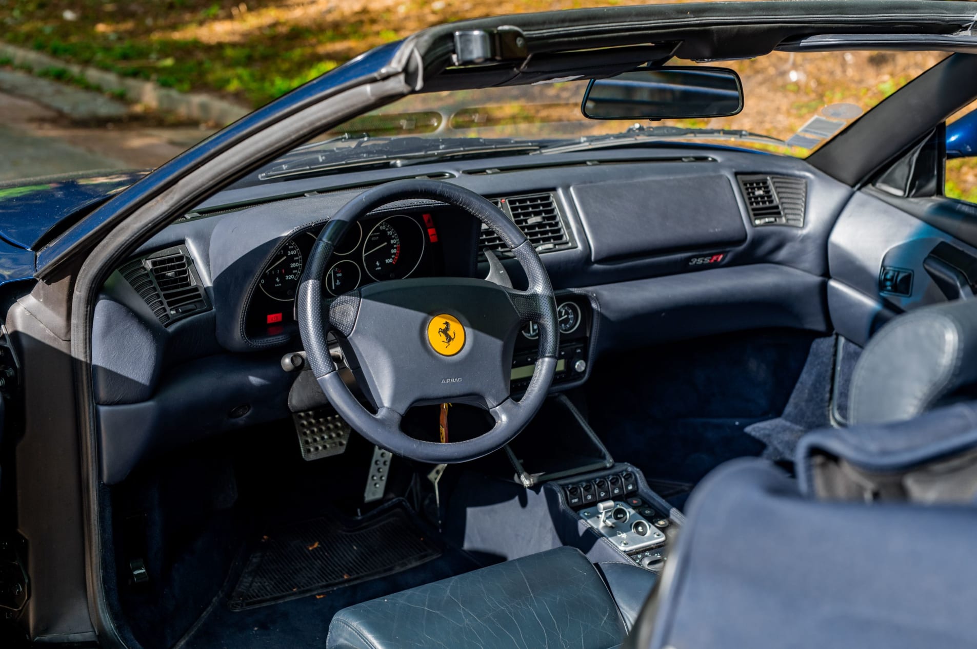 FERRARI F355 Spider 2000