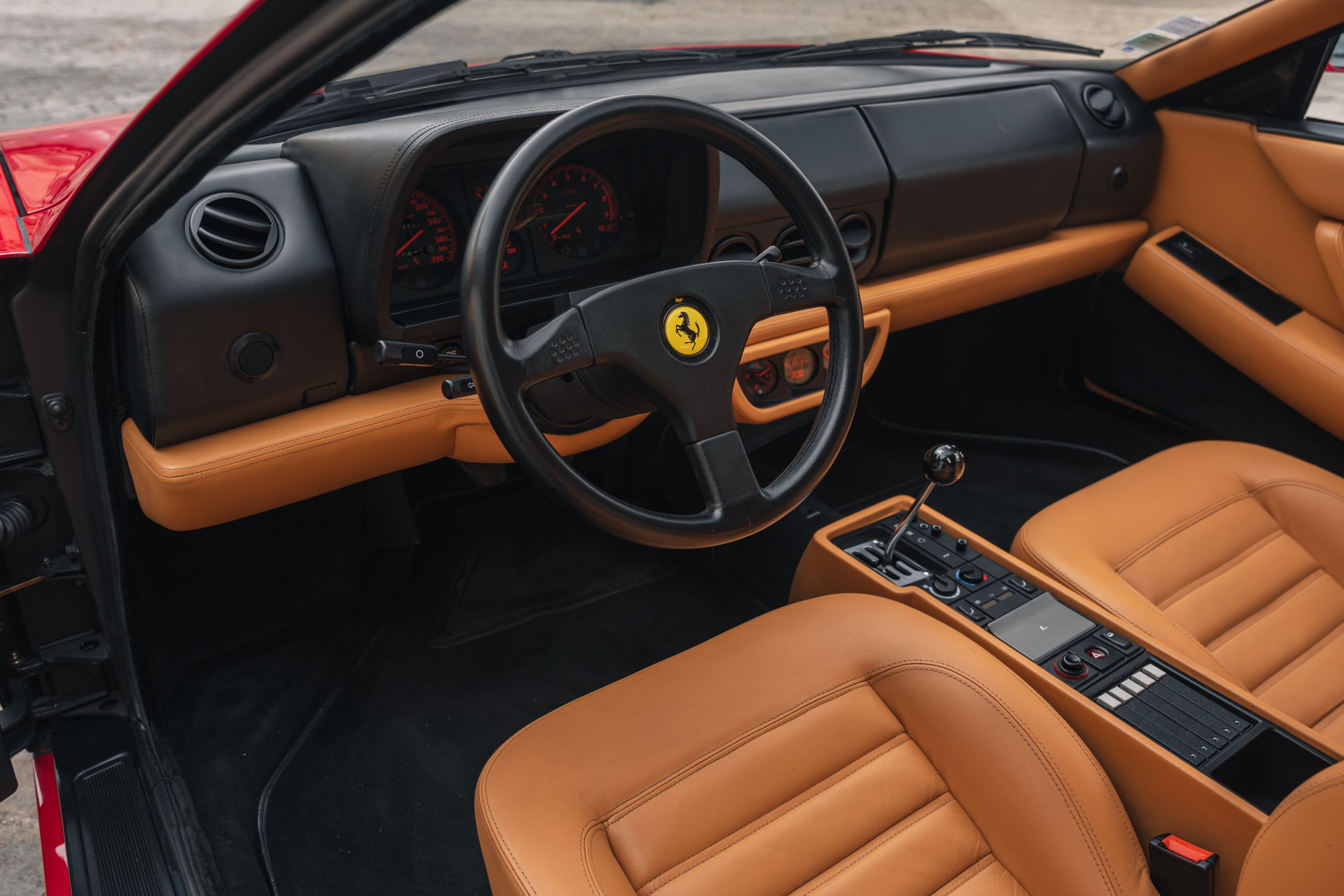 FERRARI 512 Tr 1994 occasion intérieur (1)