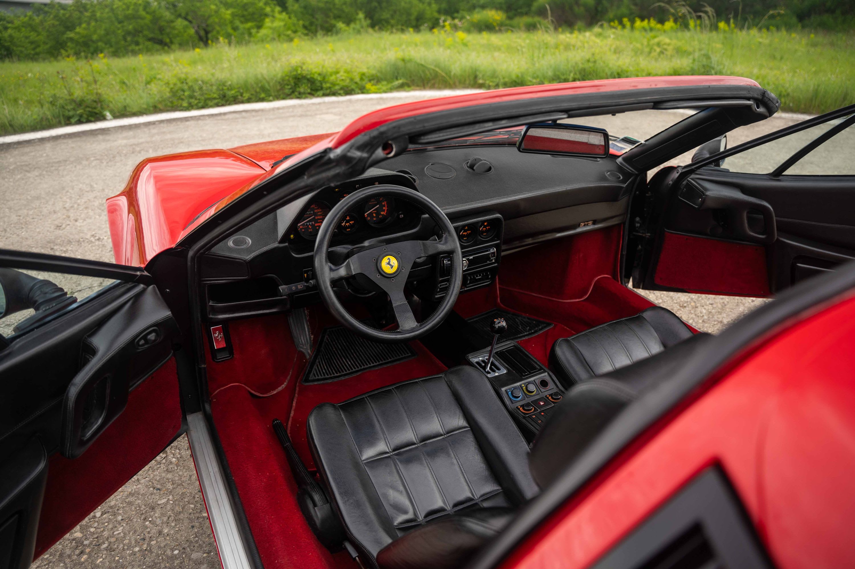 FERRARI 328   1986 occasion vidéo (1)