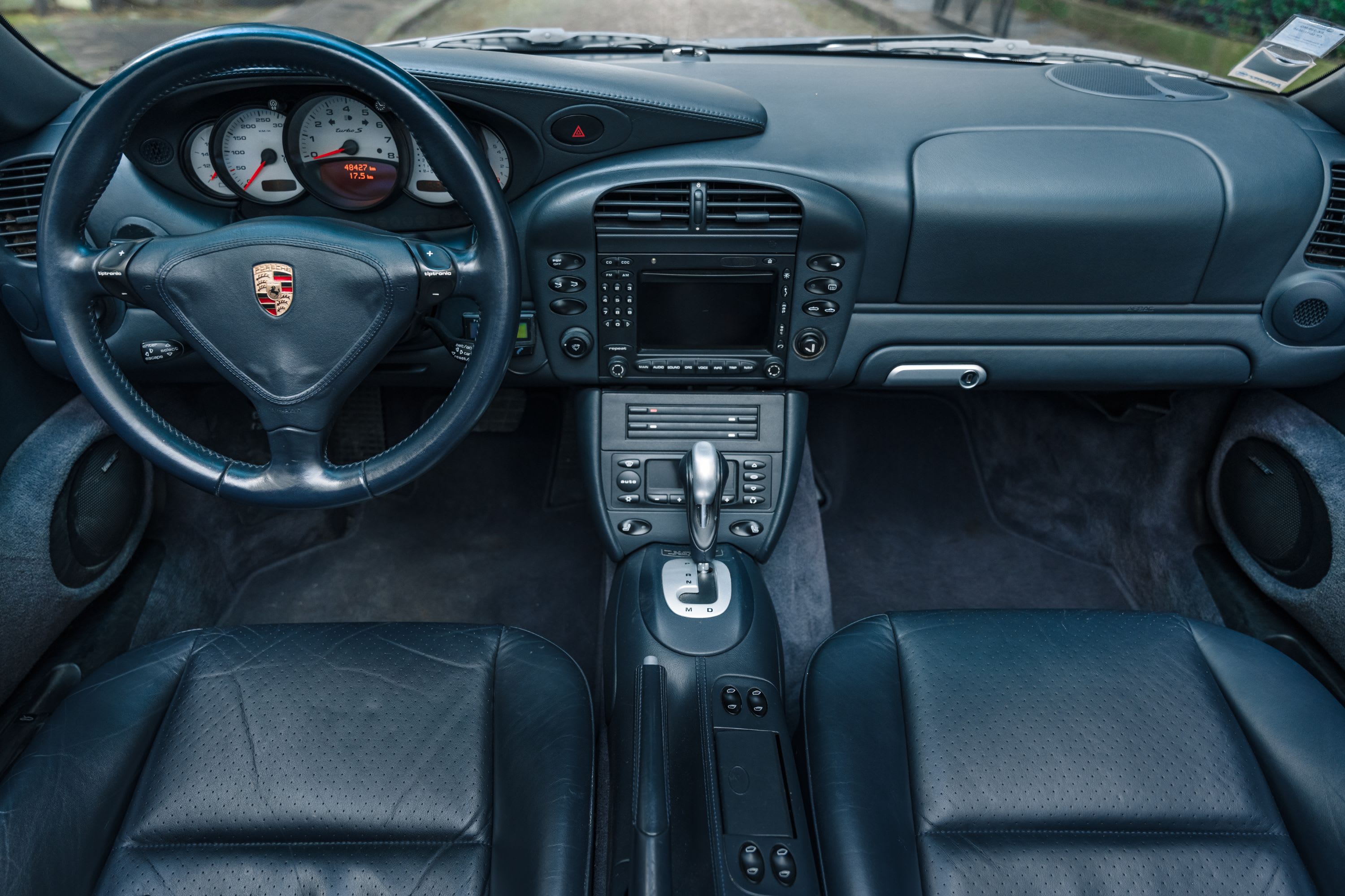 PORSCHE 911 996.2 Turbo S 2005 occasion intérieur (1)