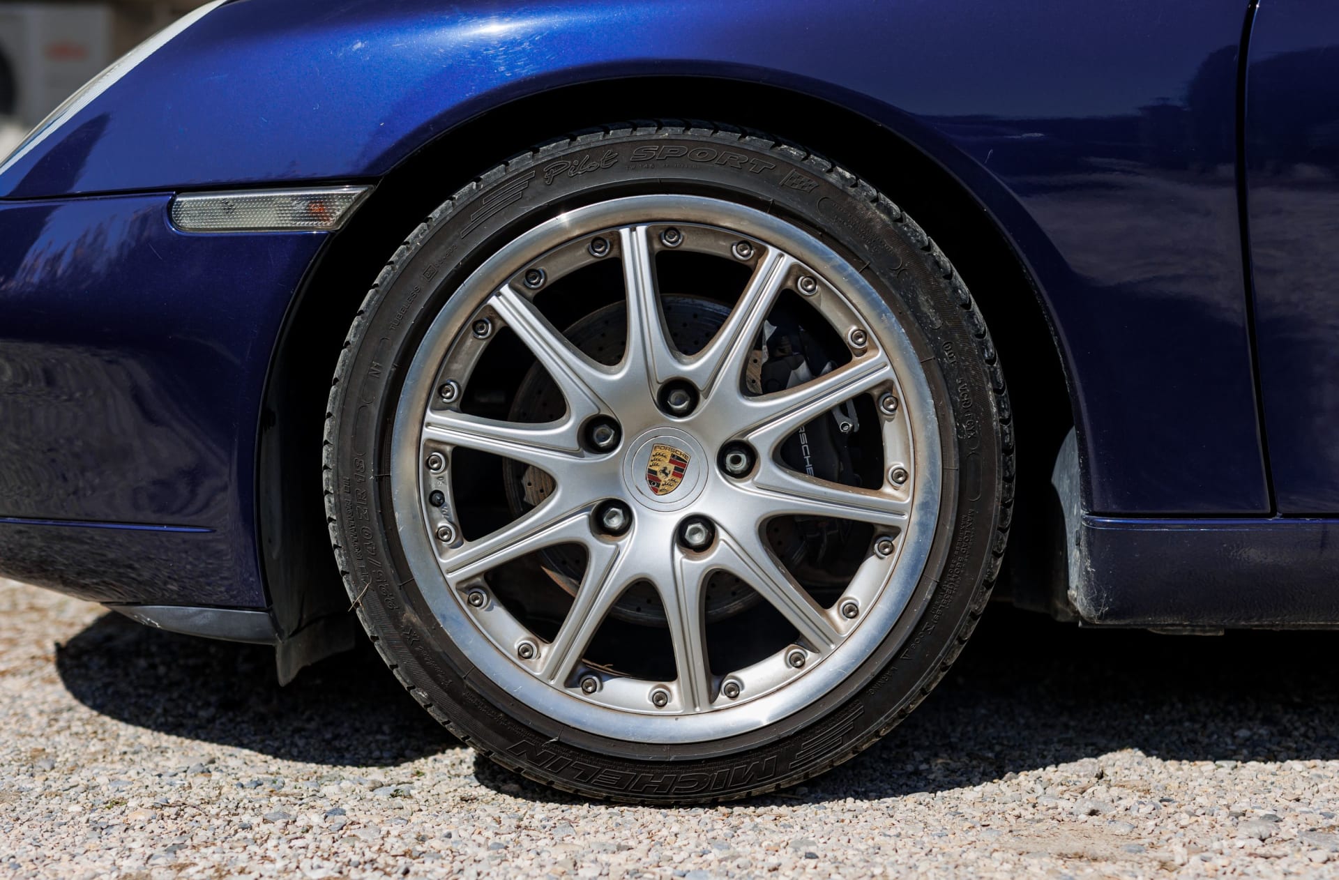 PORSCHE 911 996.1 Carrera 2000 occasion vidéo (1)