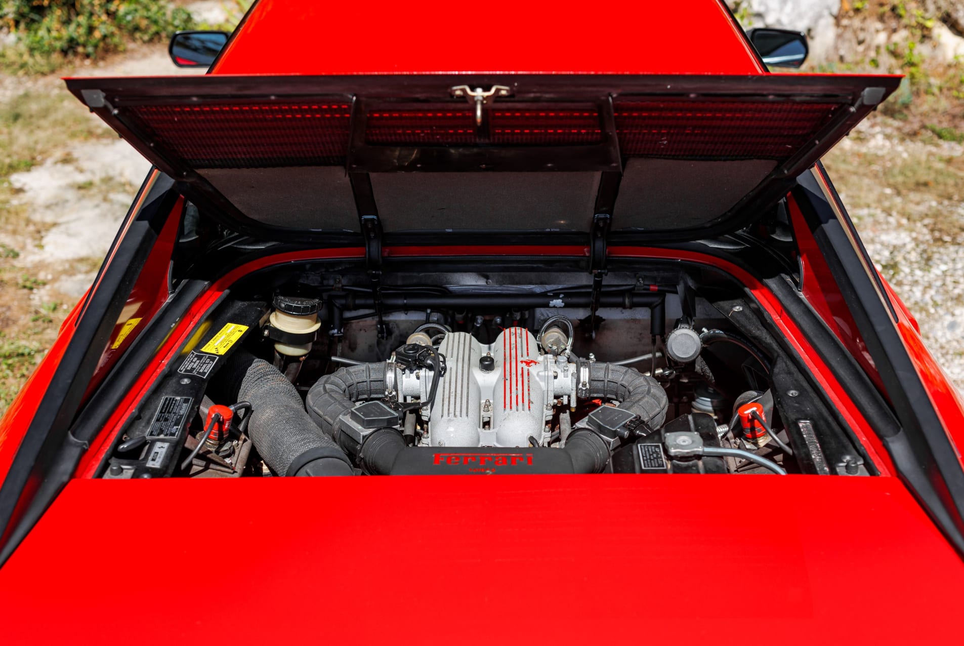 FERRARI Mondial t 1990