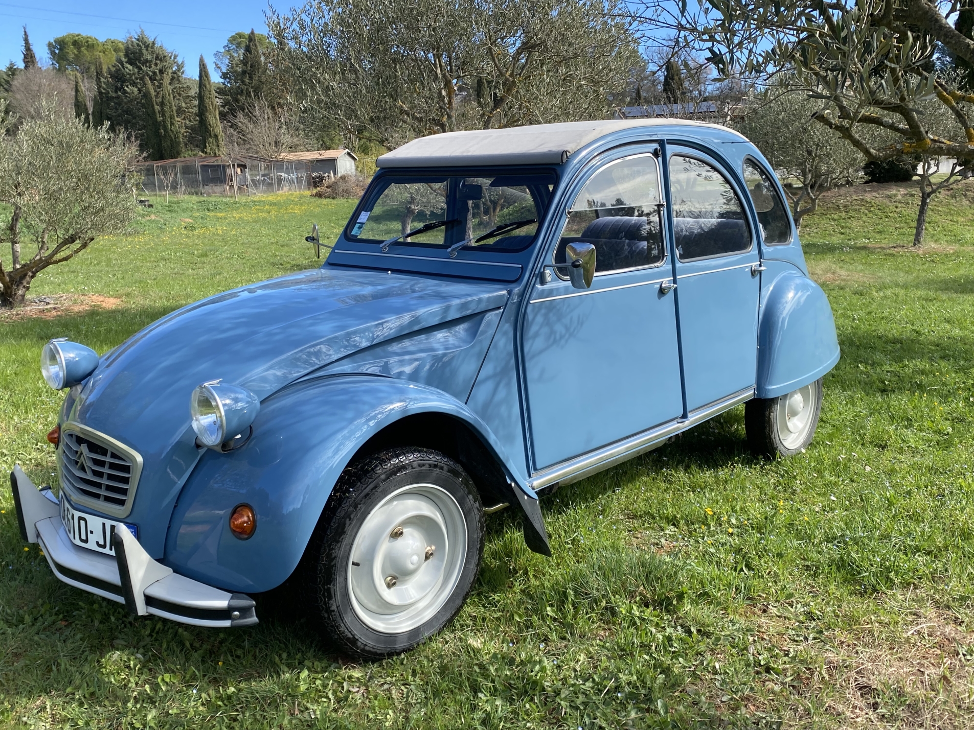 Photo CITROËN 2 cv 6 spécial 1980