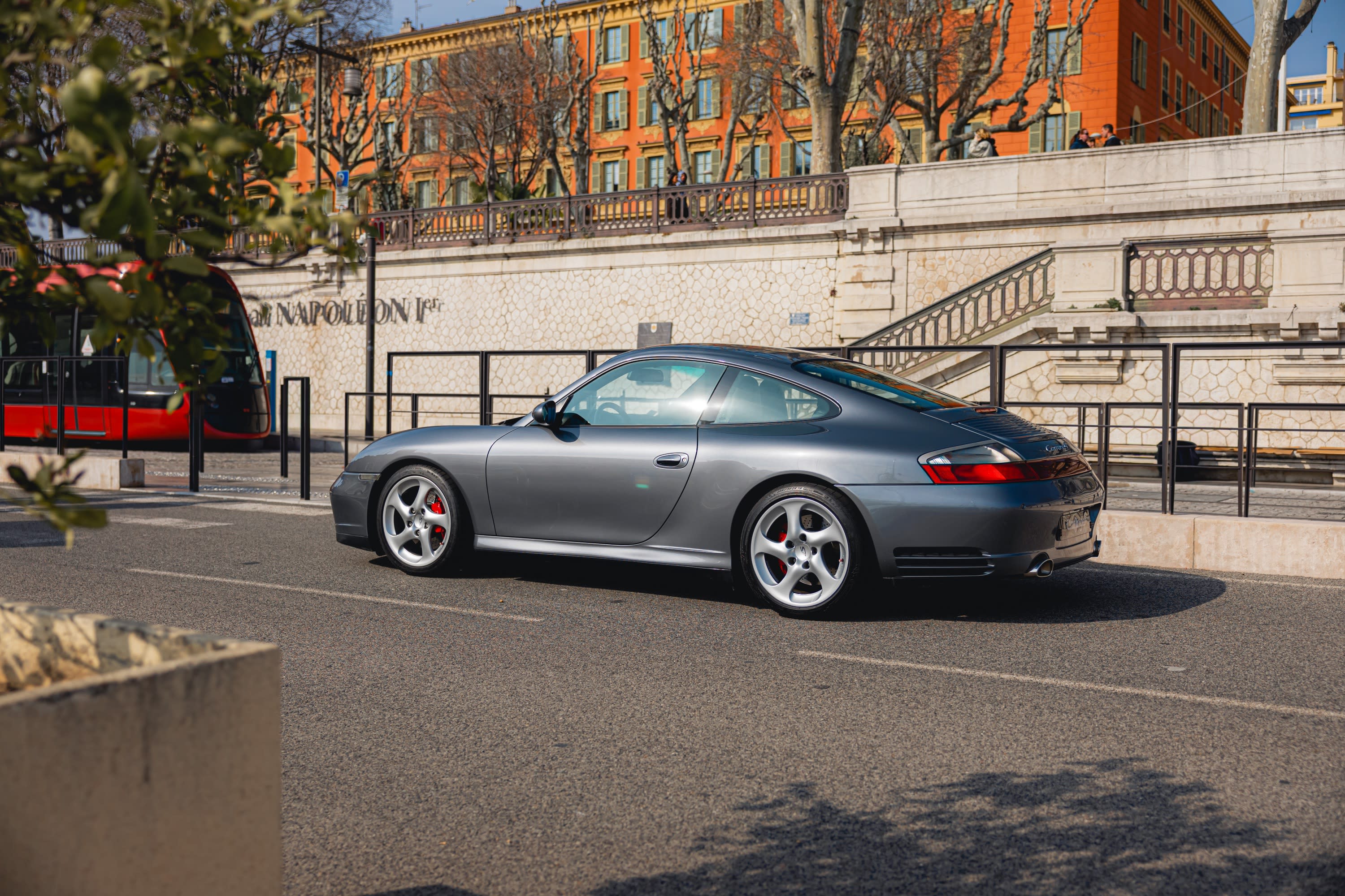 PORSCHE 911 996.2 Carrera 4s 2003 occasion extérieur (2)