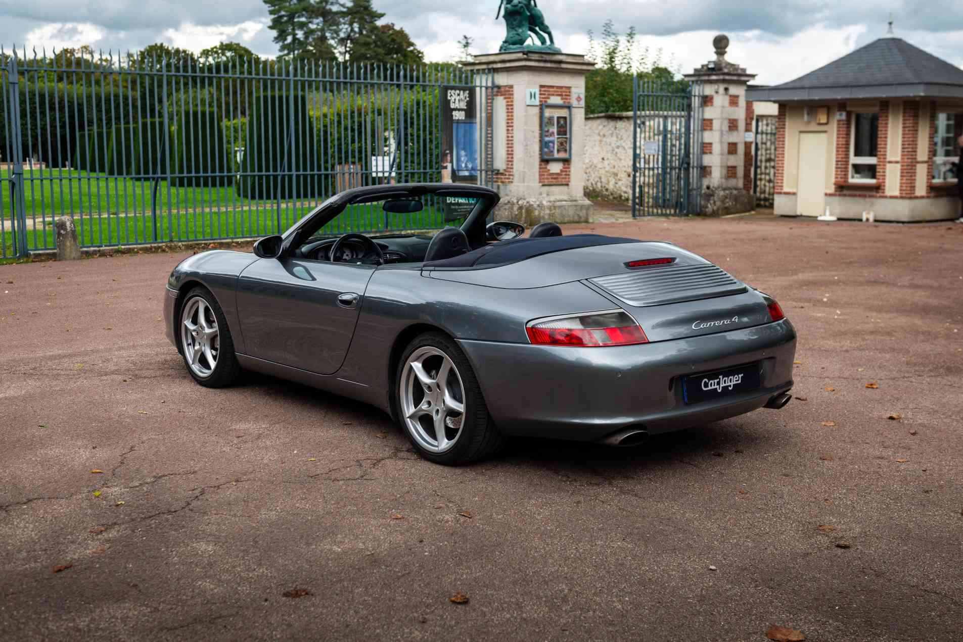 PORSCHE 911 phase 2 carrera 4 Cabriolet 2002