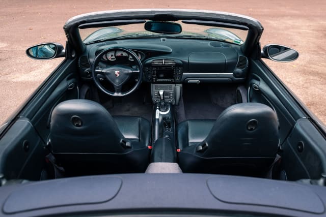 Porsche 911 996 Phase 2 Carrera 4 Cabriolet
