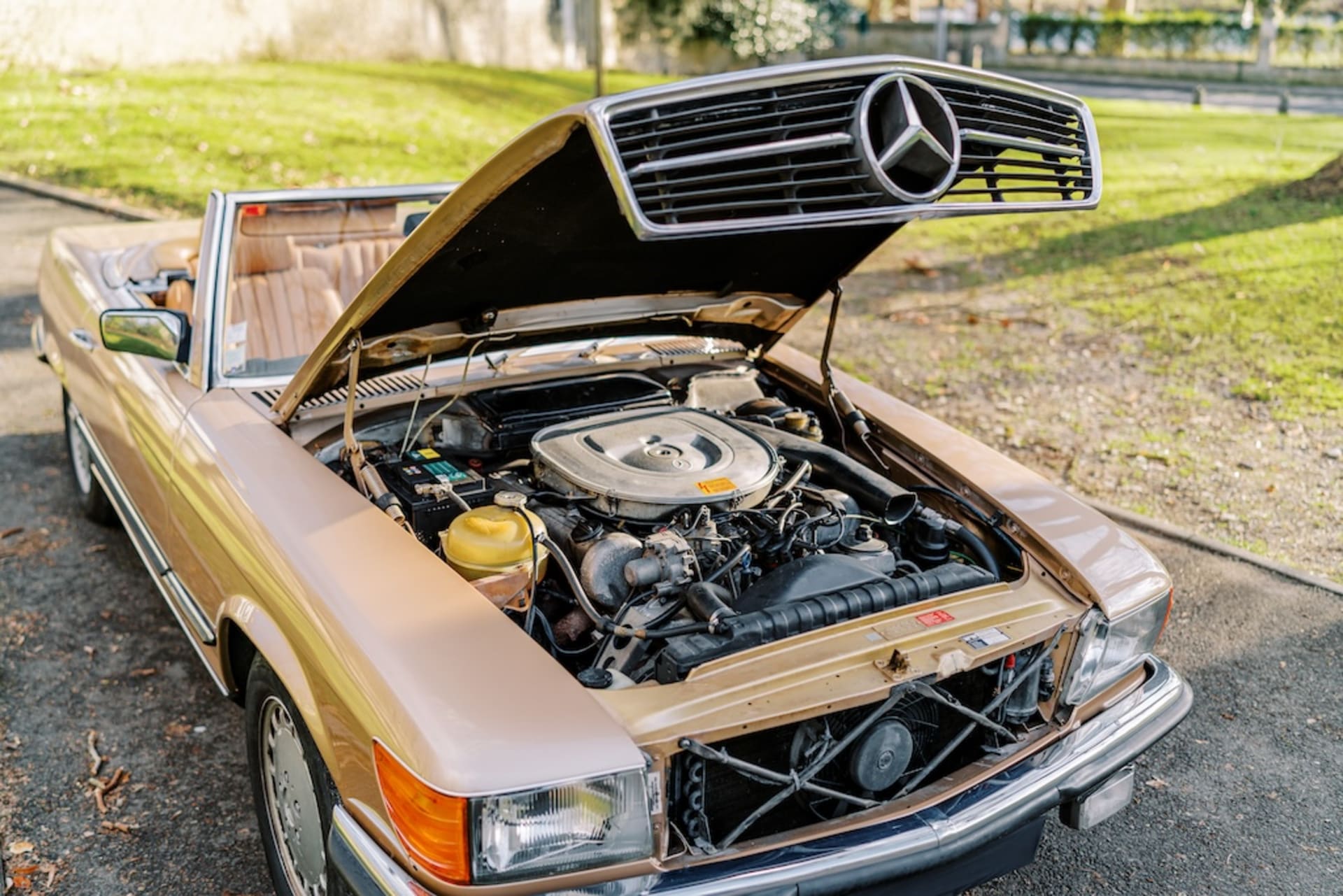 MERCEDES BENZ 500 Sl R107 1982 occasion mécanique (1)