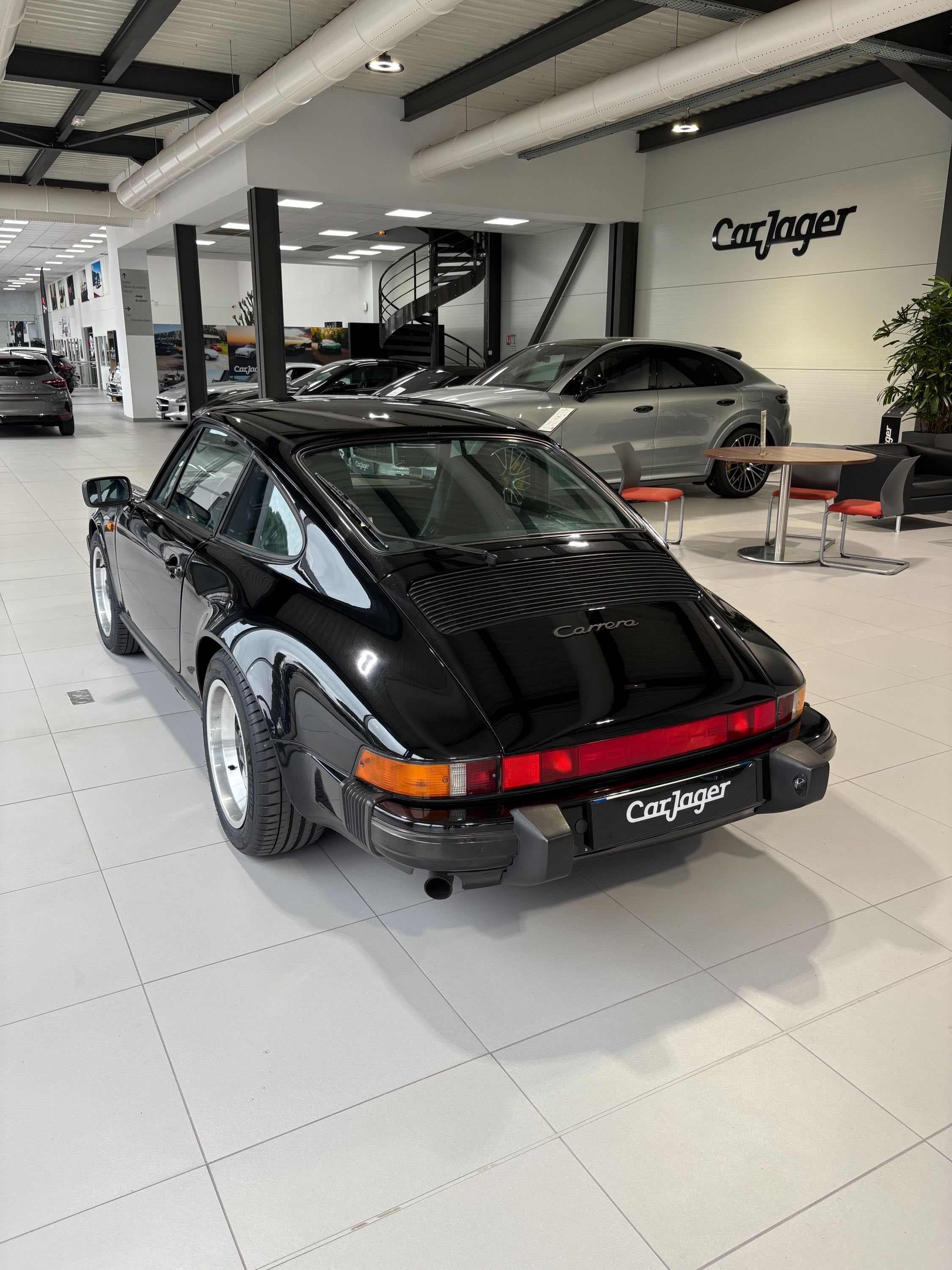 PORSCHE 911 3.2 G50 1988 used exterior (2)