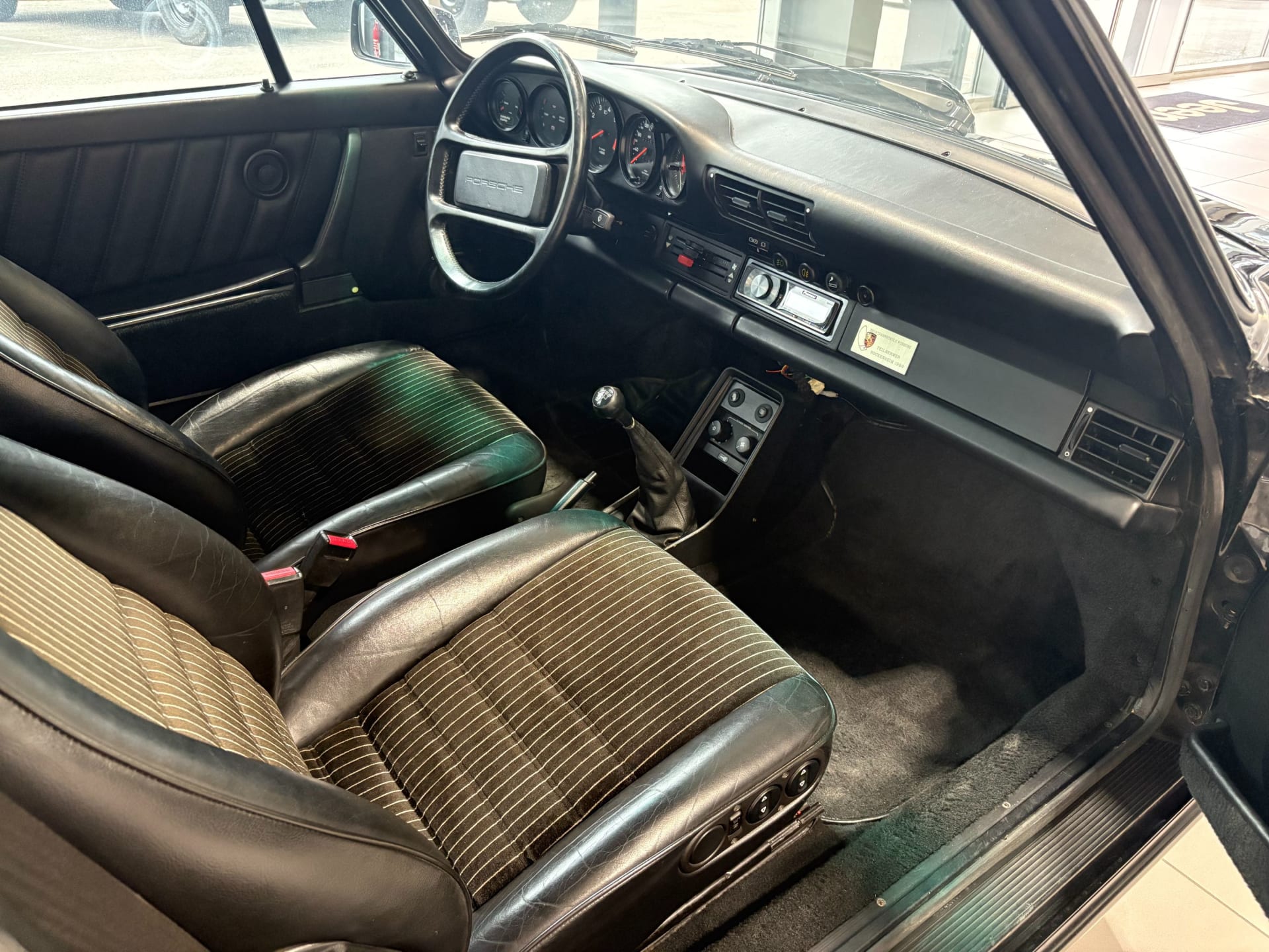Porsche 911 3.2 G50