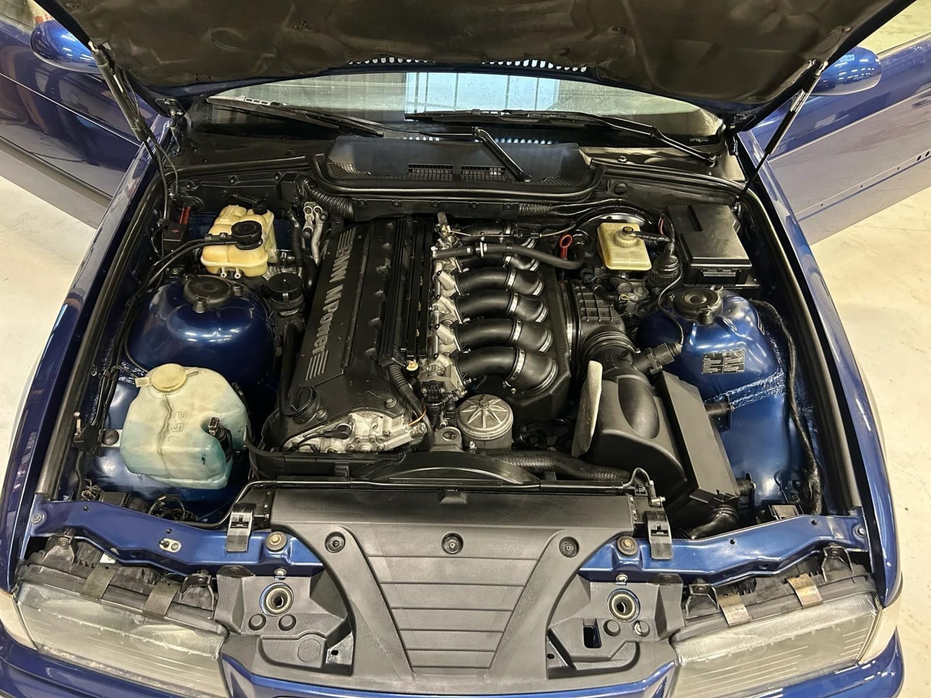 BMW M3 E36 1994 occasion mécanique (1)