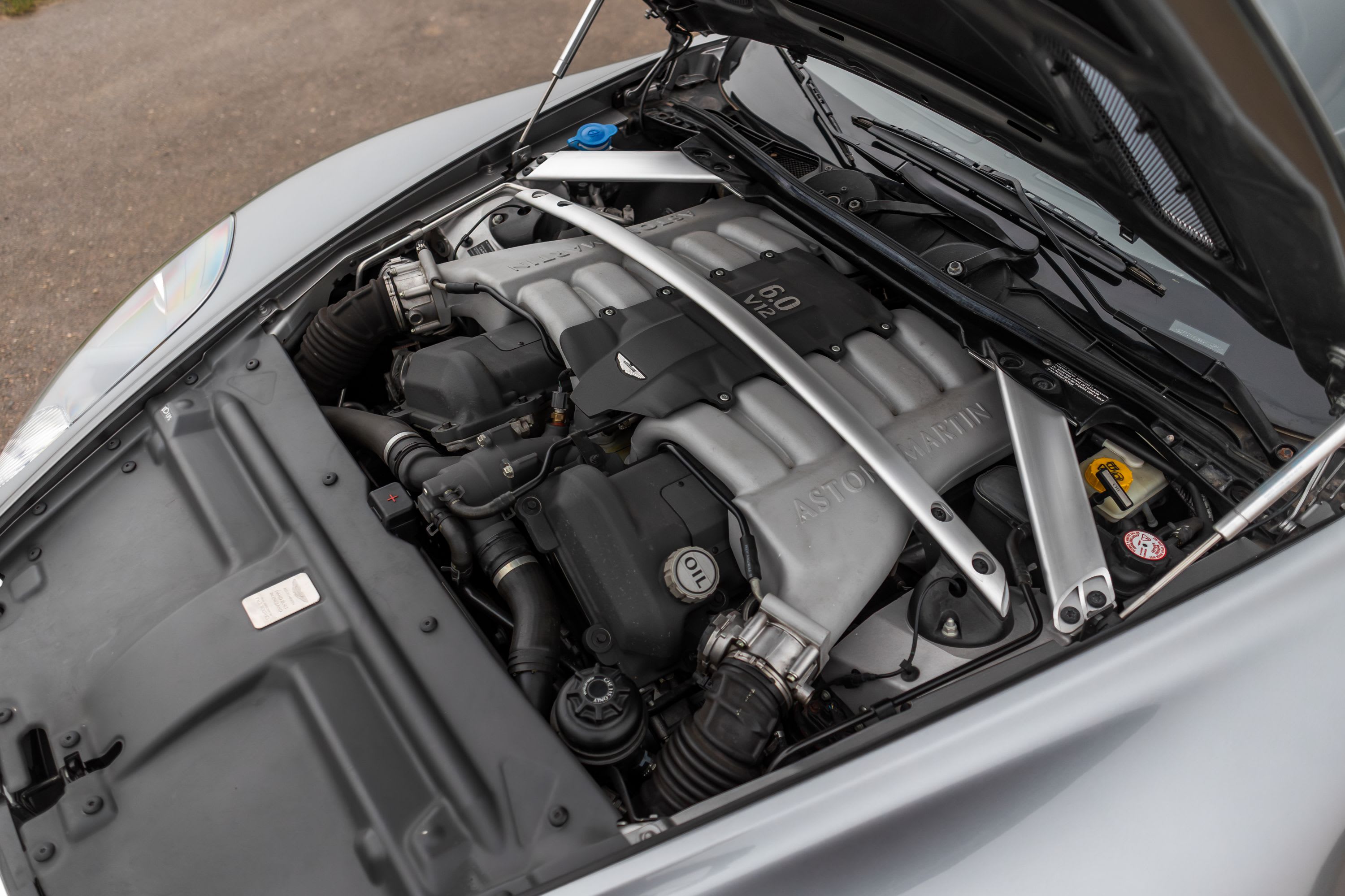 ASTON MARTIN Db9 2010 occasion mécanique (1)